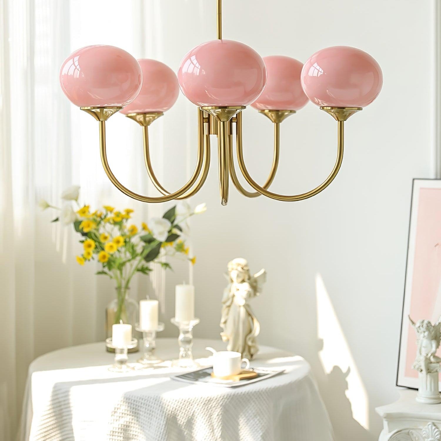 Lustra Chandelier Pink Glass Globe Gold - Neutral Decor