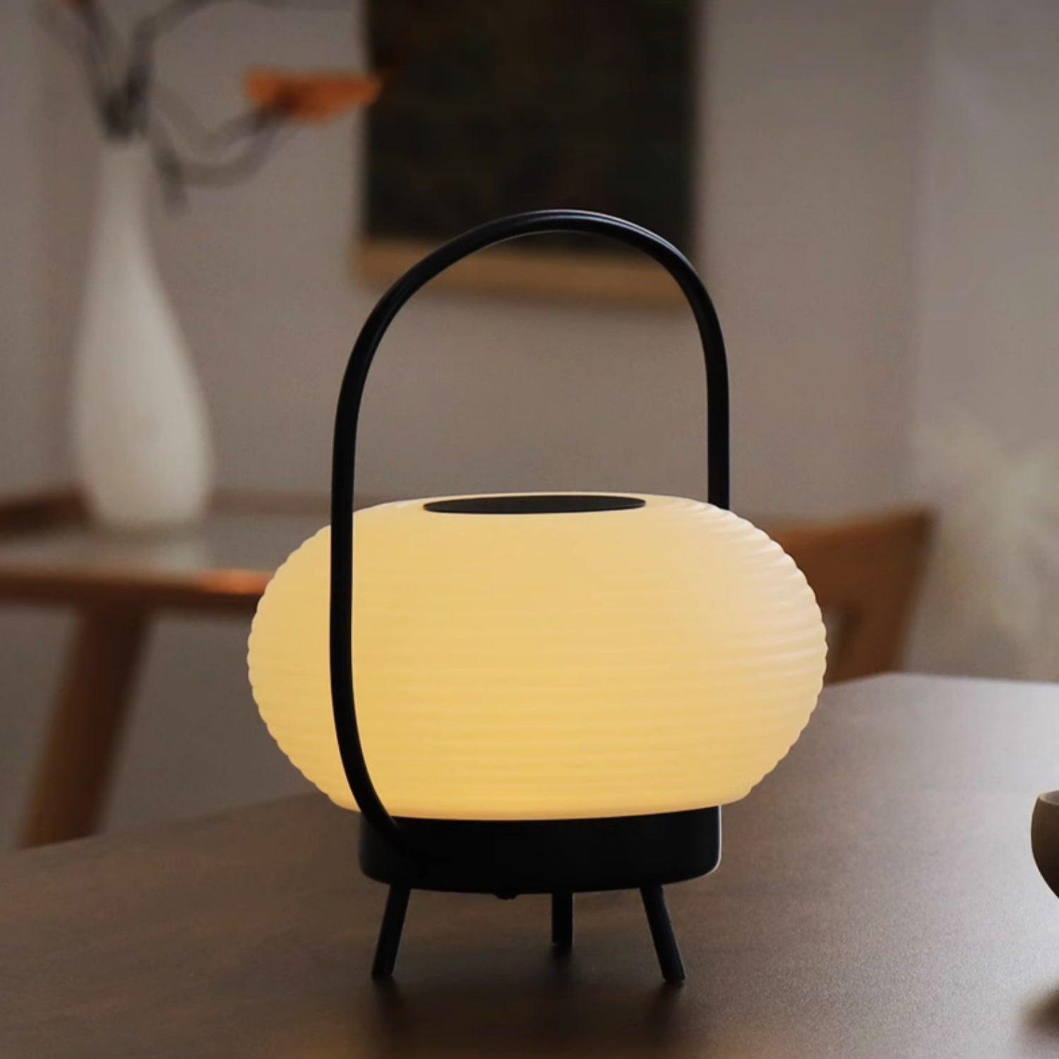 Saelan Minimalist Table Lamp