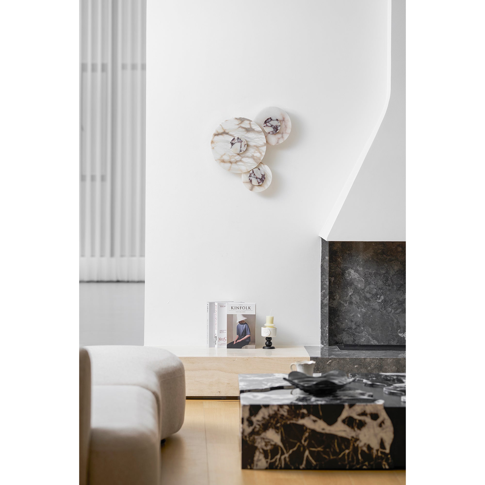 Viraisina Wall Lamp