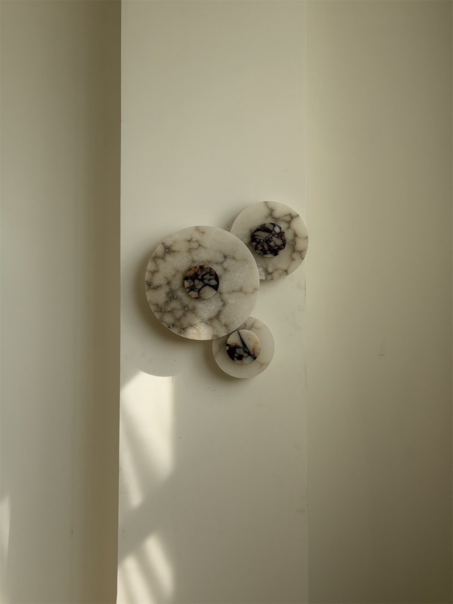 Viraisina Wall Lamp