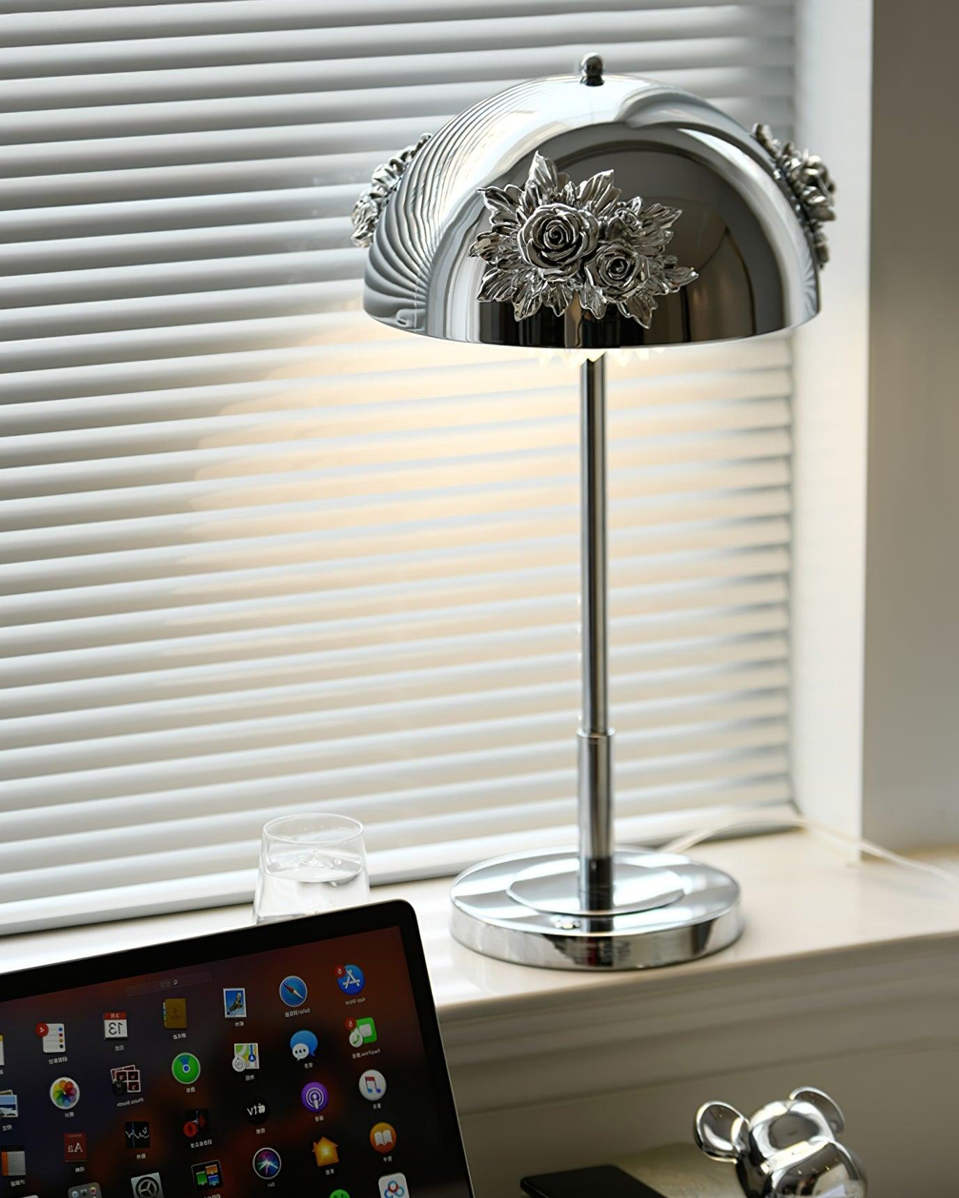 Uvaris Romantic Crystal Table Lamp