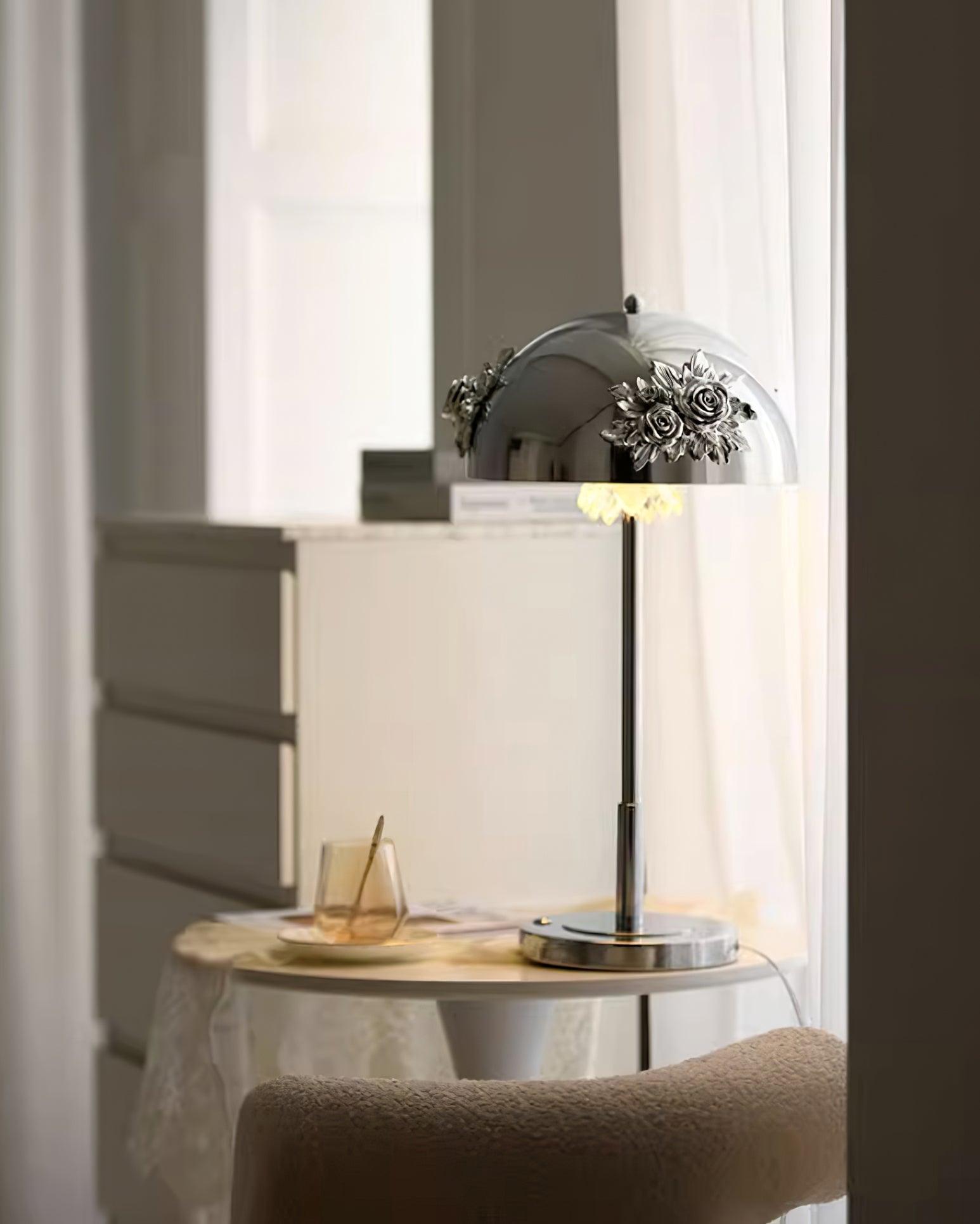 Uvaris Romantic Crystal Table Lamp