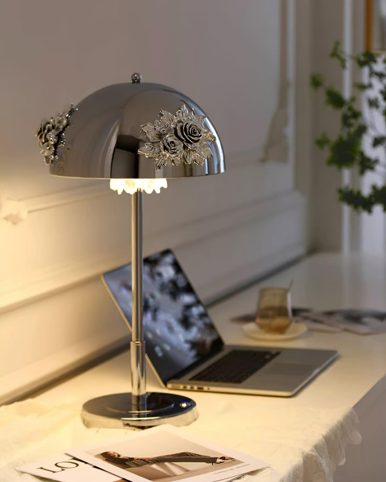 Uvaris Romantic Crystal Table Lamp
