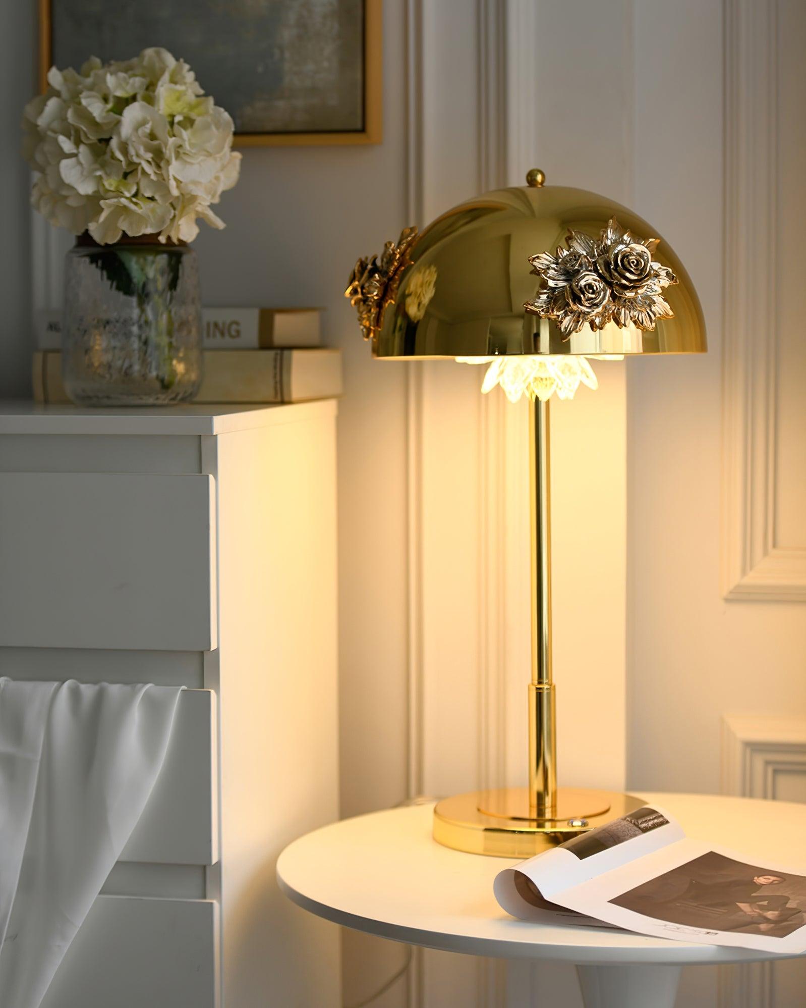 Uvaris Romantic Crystal Table Lamp