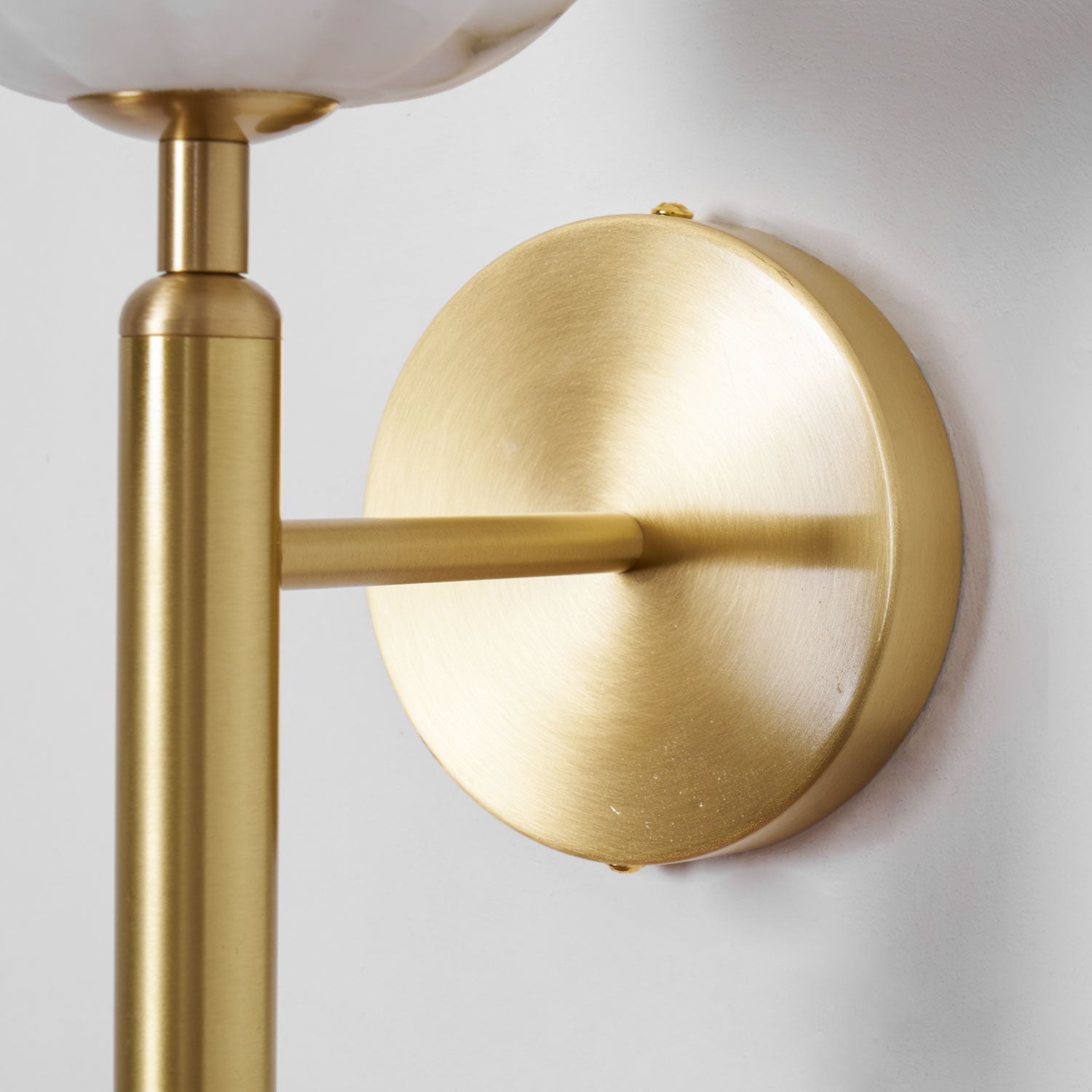 Ysoline Alabaster Plug-in Wall Lamp