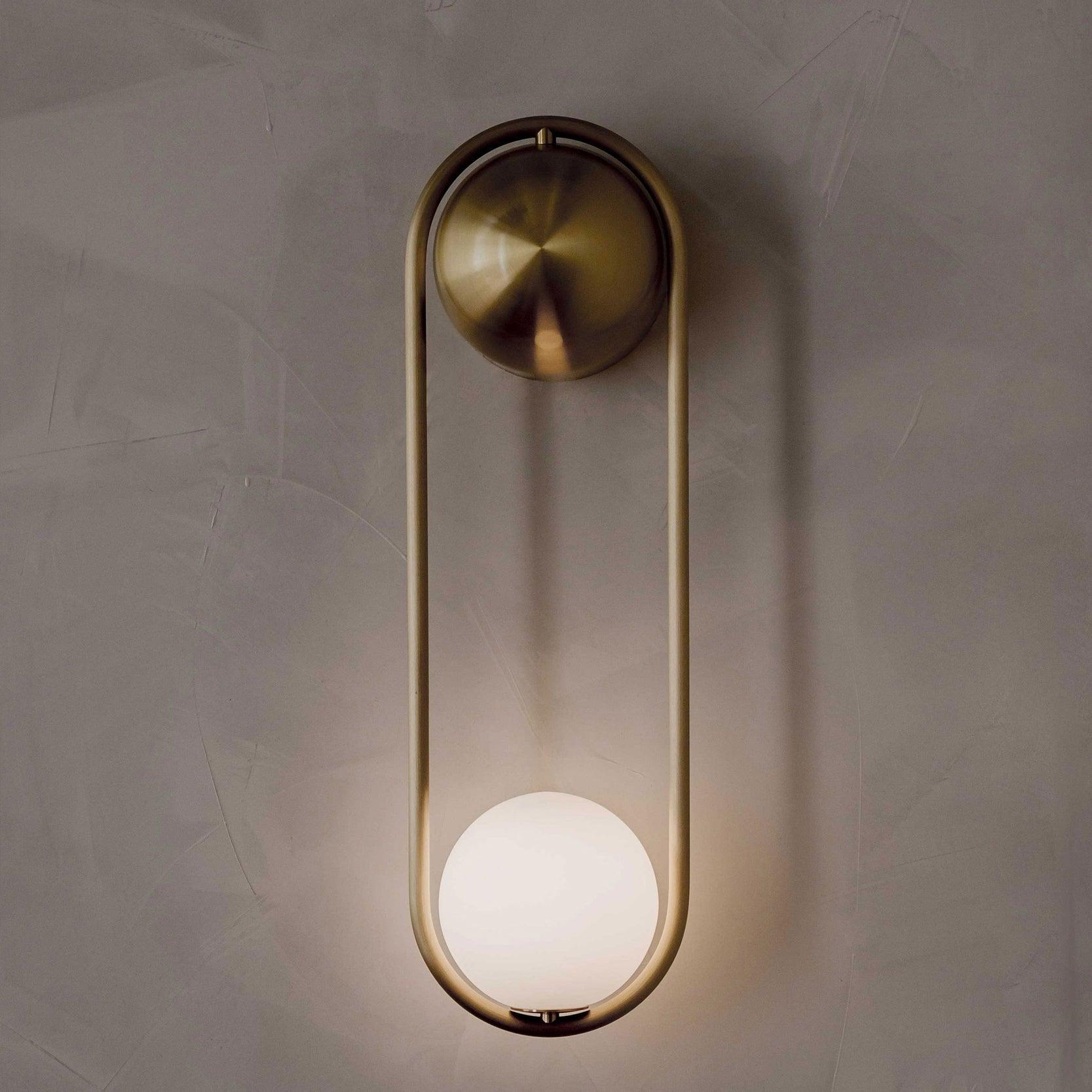 Solarine Radiain Brass Minimalist Wall Lamp