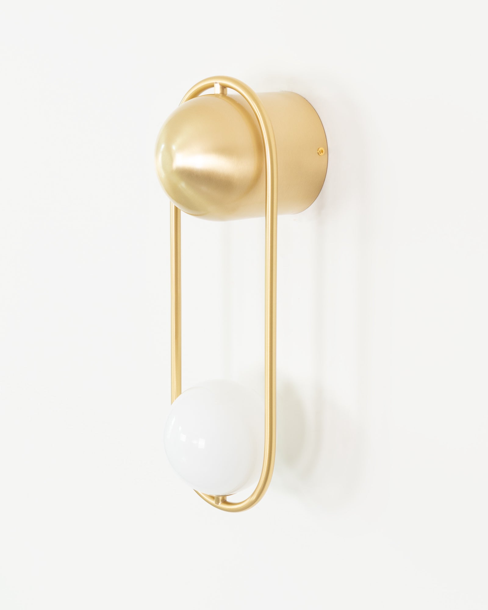 Solarine Radiain Brass Minimalist Wall Lamp