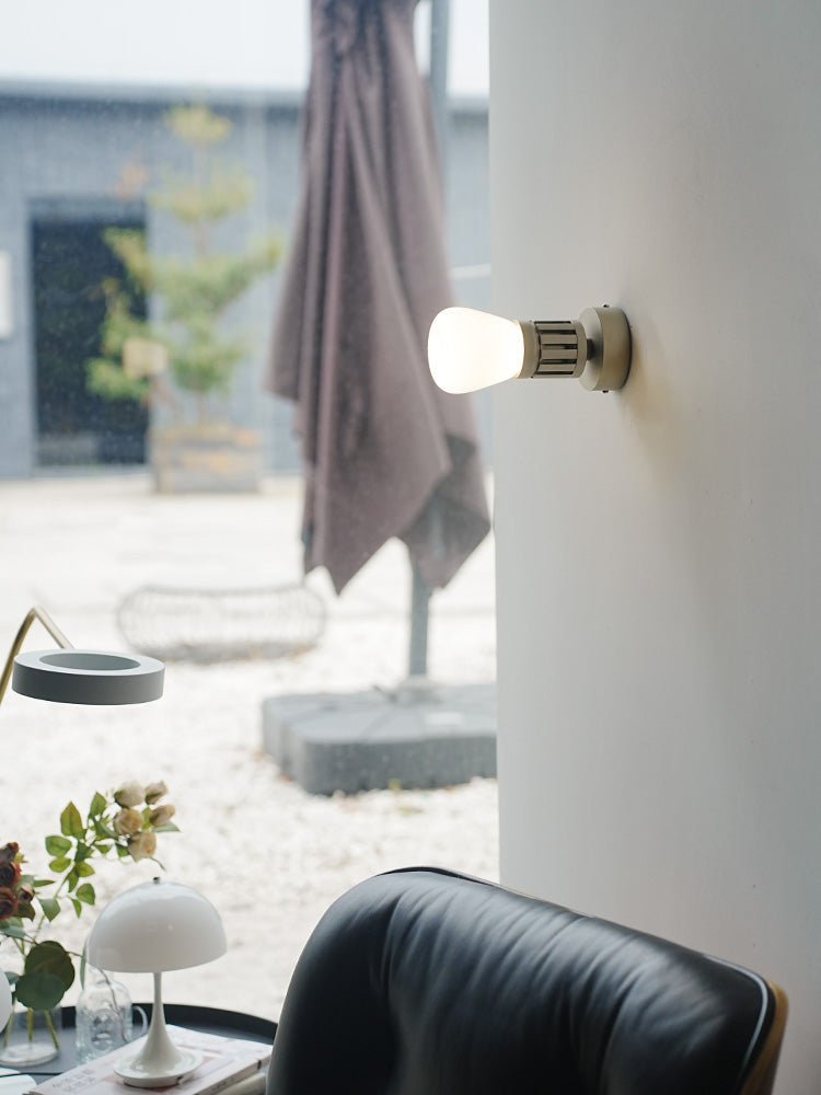 Noranise Adjustable Wall Sconce