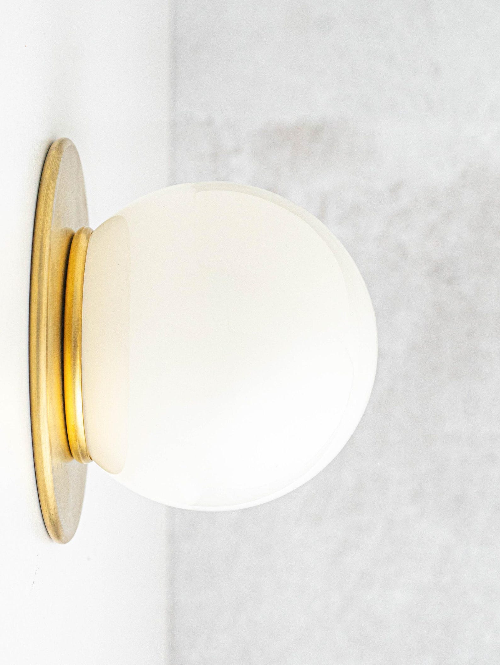 Myrtle Wall Lamp