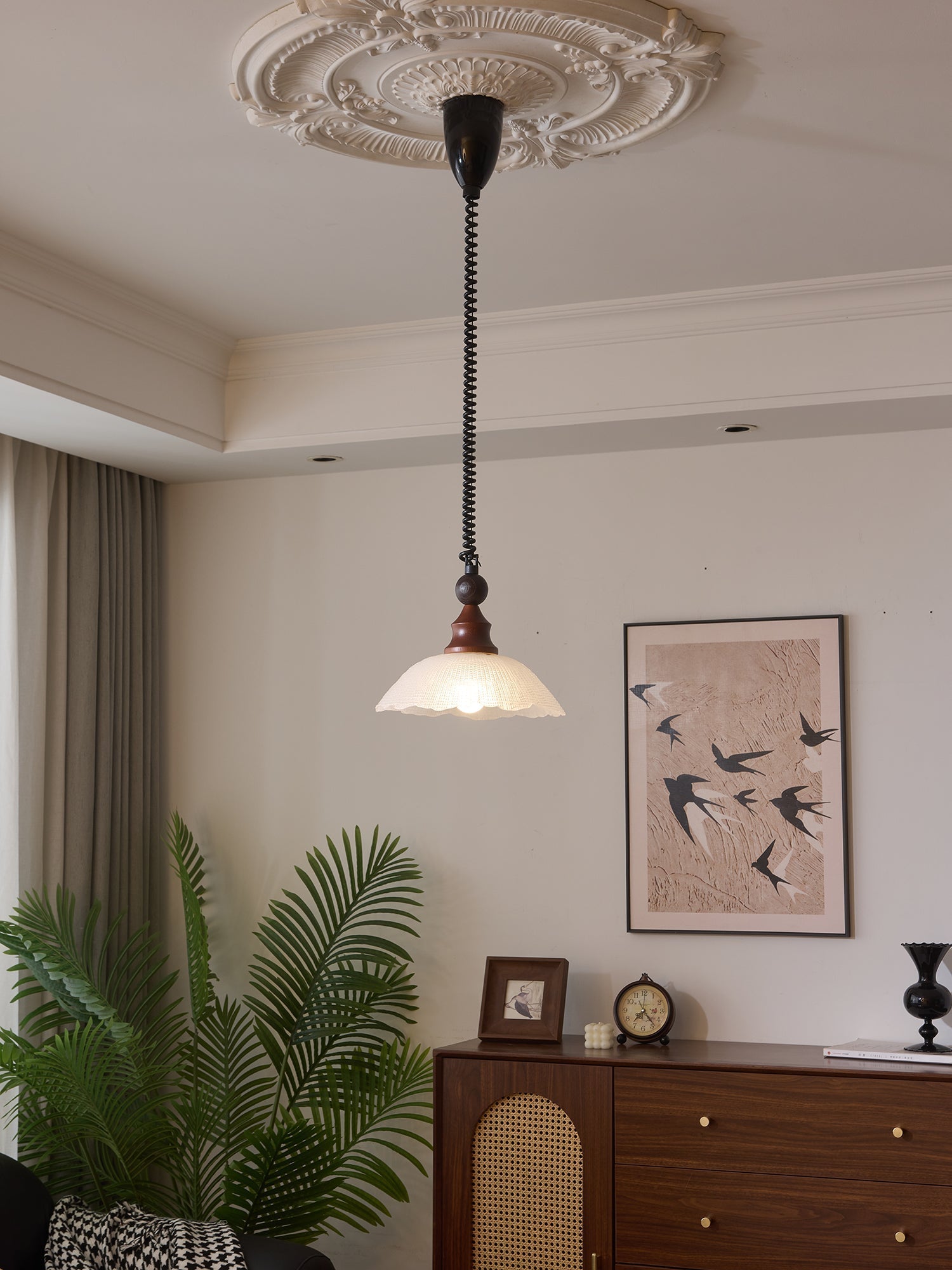 Nydoreth Elegance Vintage Art Wood Pendant Lamp