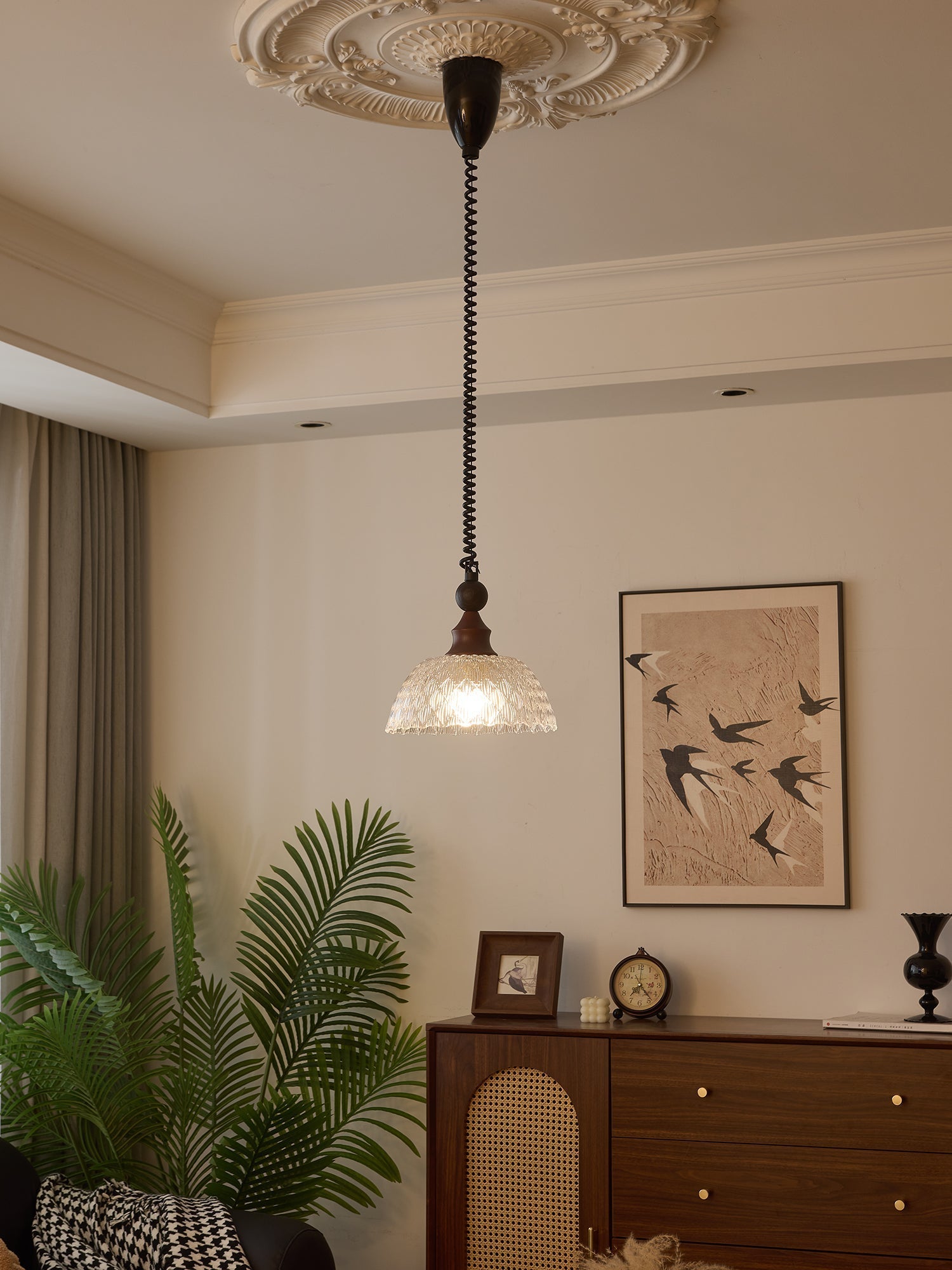 Nydoreth Elegance Vintage Art Wood Pendant Lamp
