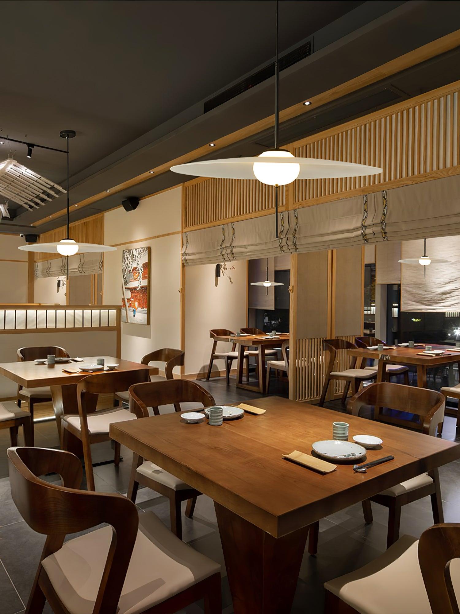 Dola Classic Industrial Pendant Lamp