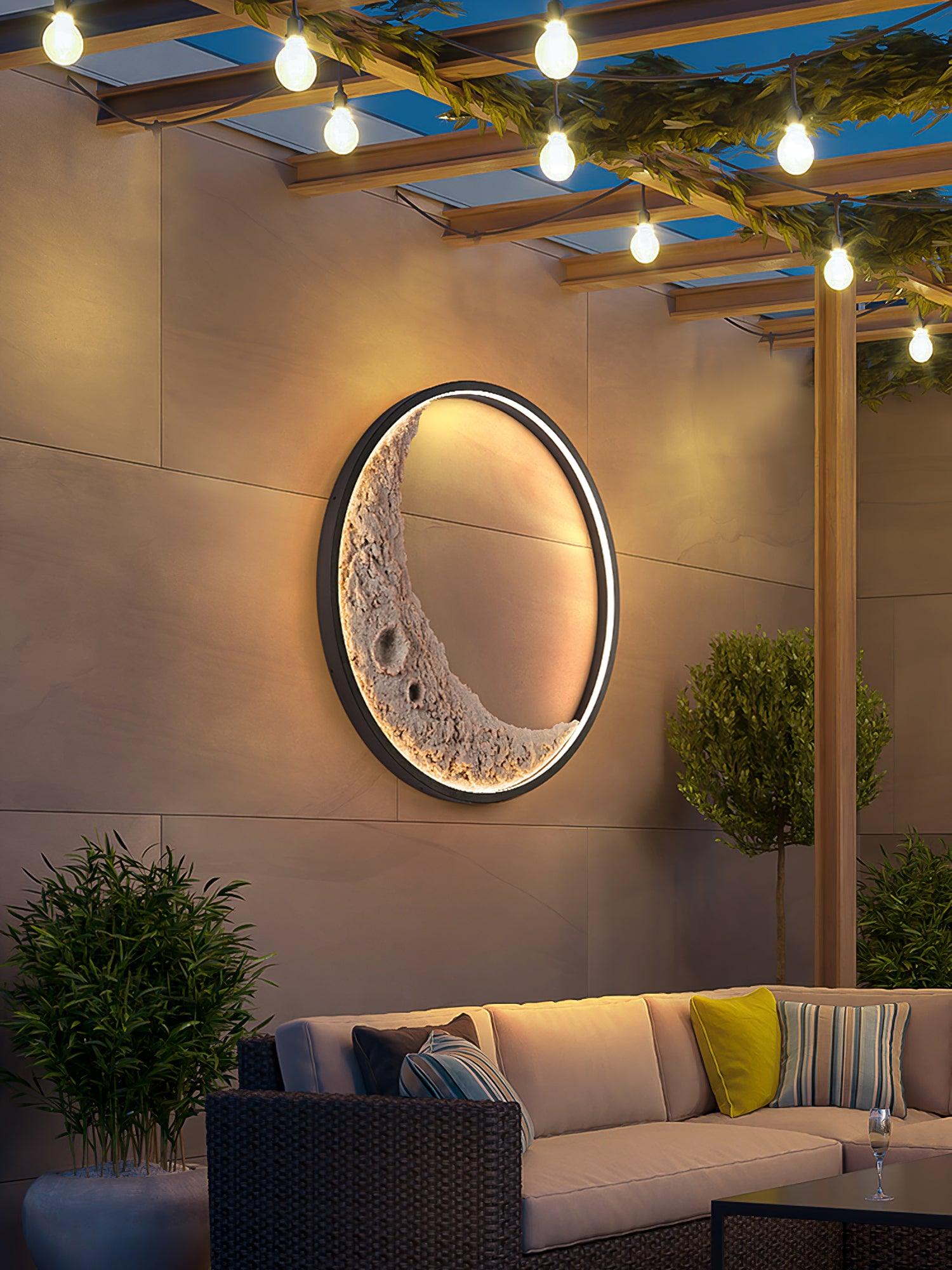 Dua Premium Nordic Art Resin Wall Lamp