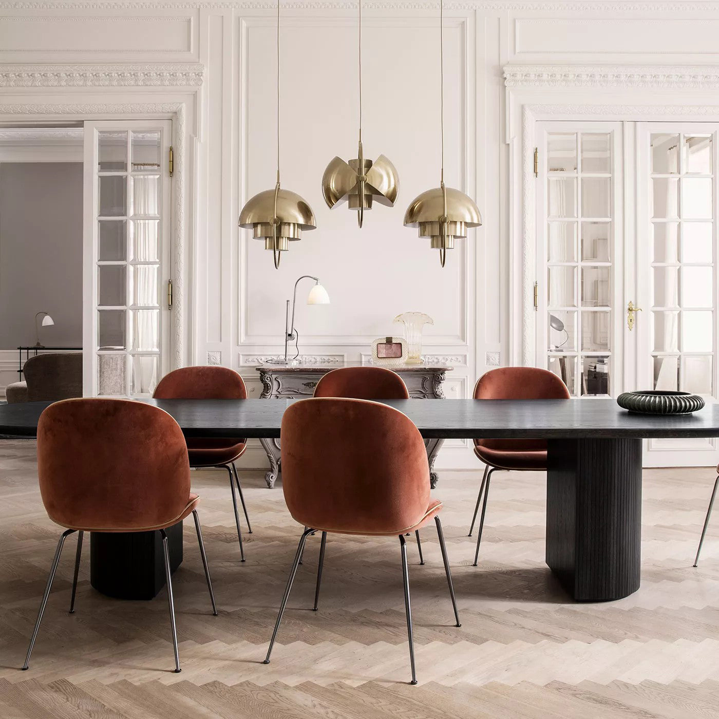 Sway Pendant Light