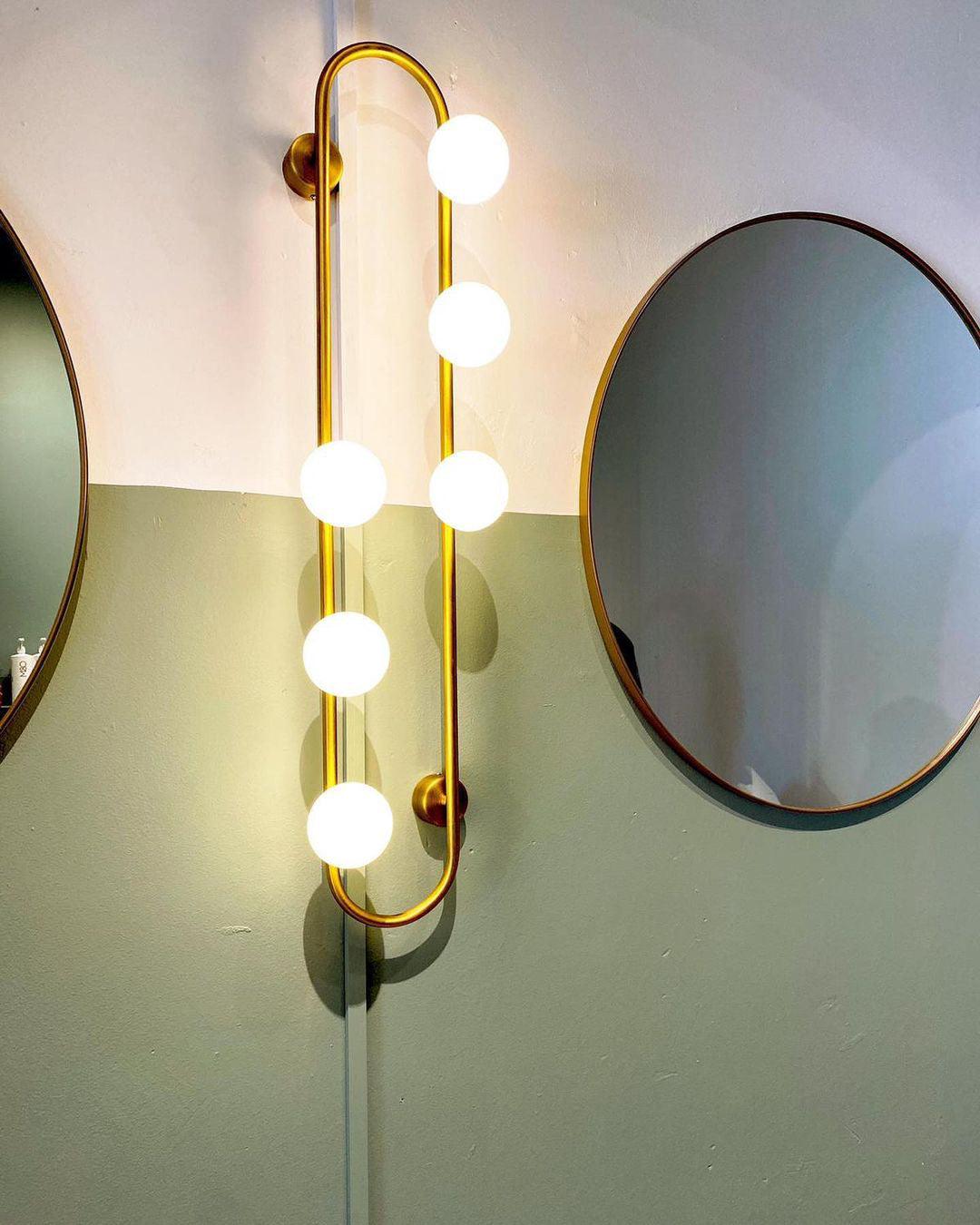 Viraaira Buch Wall Lamp