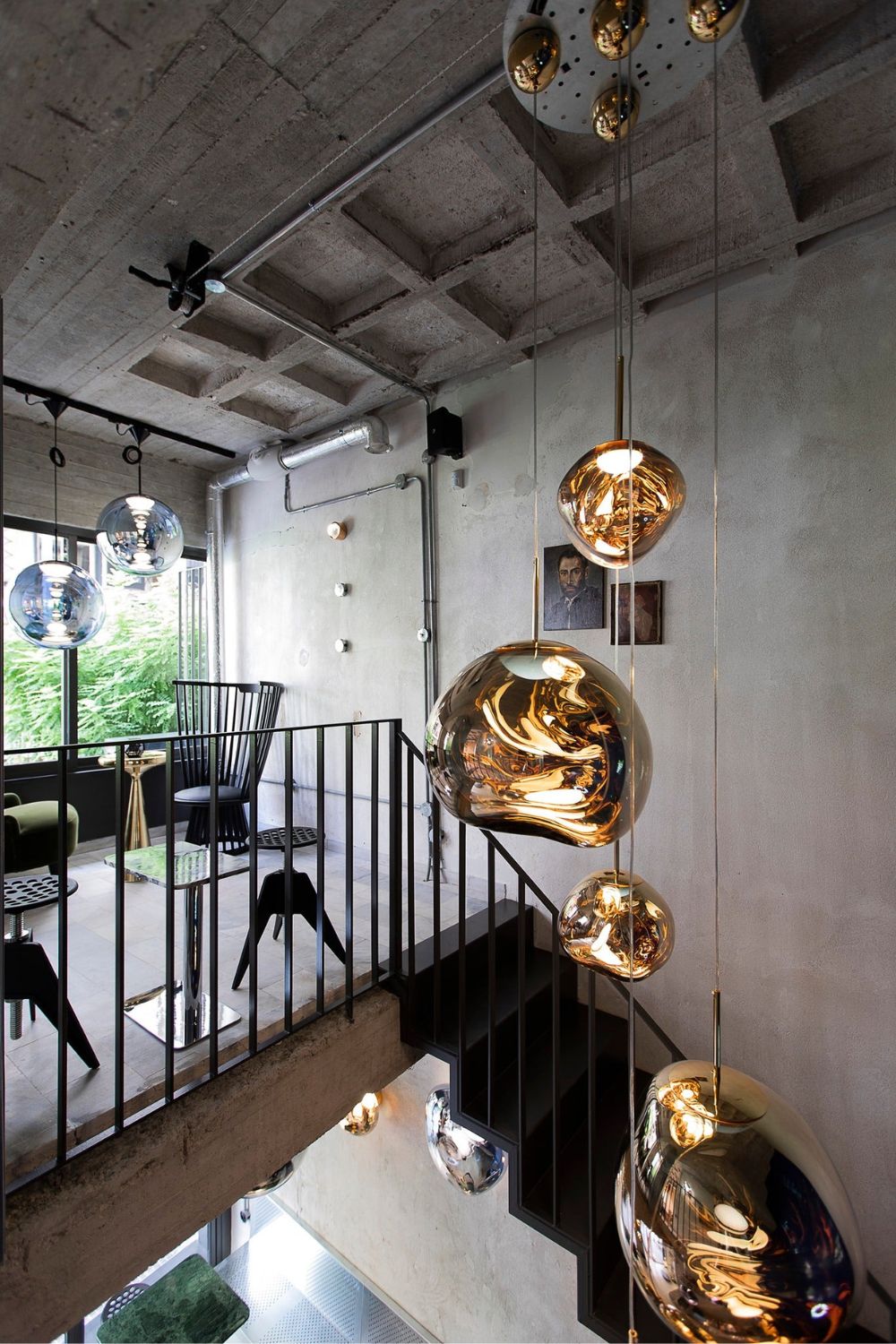Aveneneria Spheres Pendant Lamp