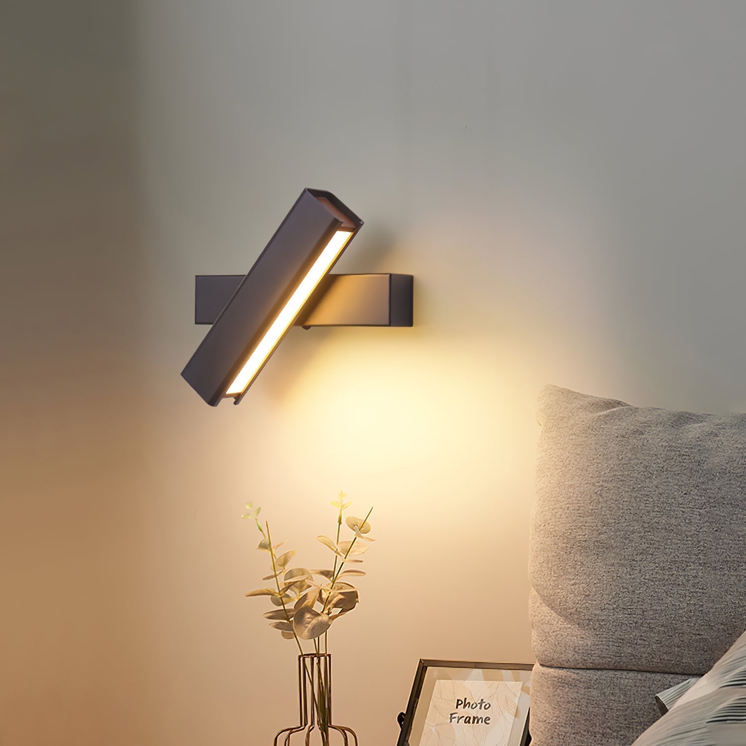 Olvynora Wall Lamp