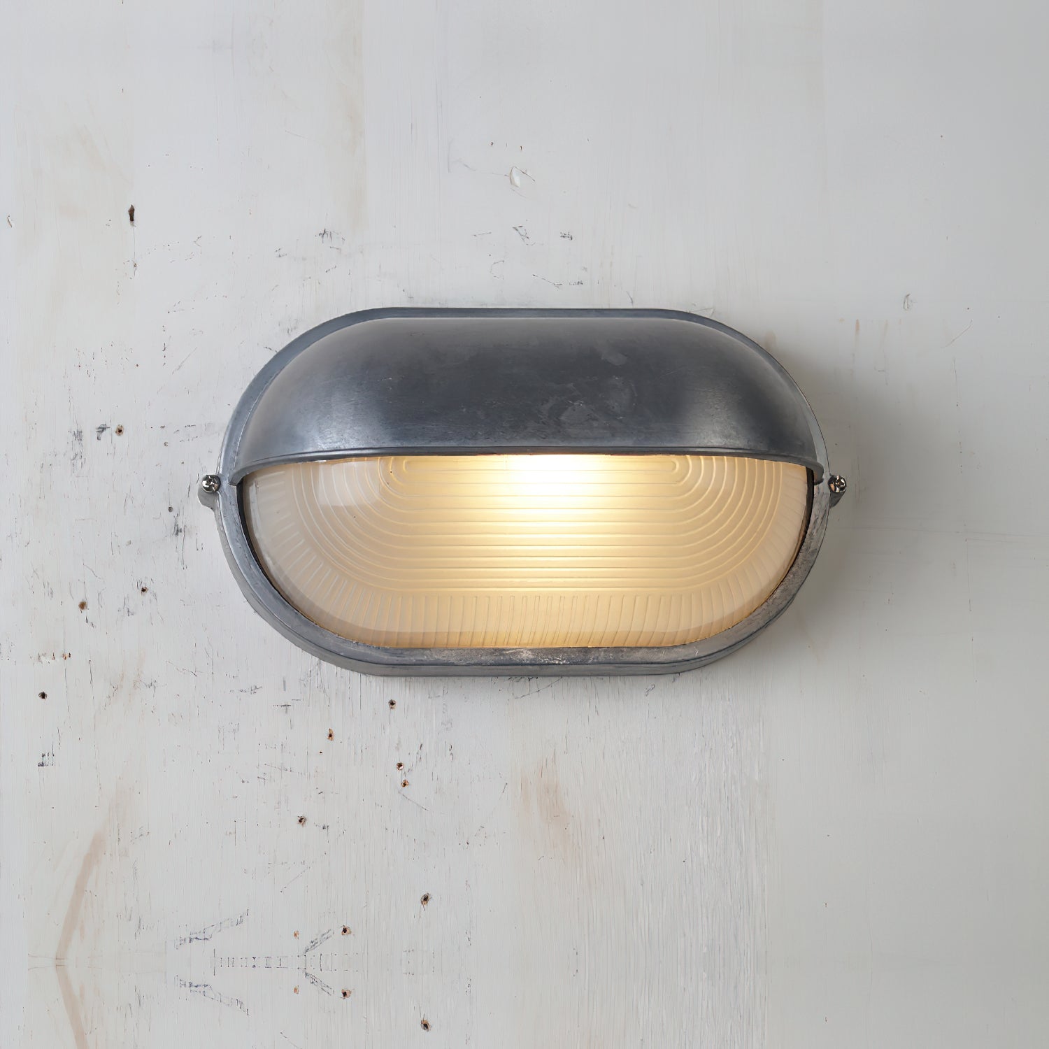 Hawstone Glass Outdoor Light