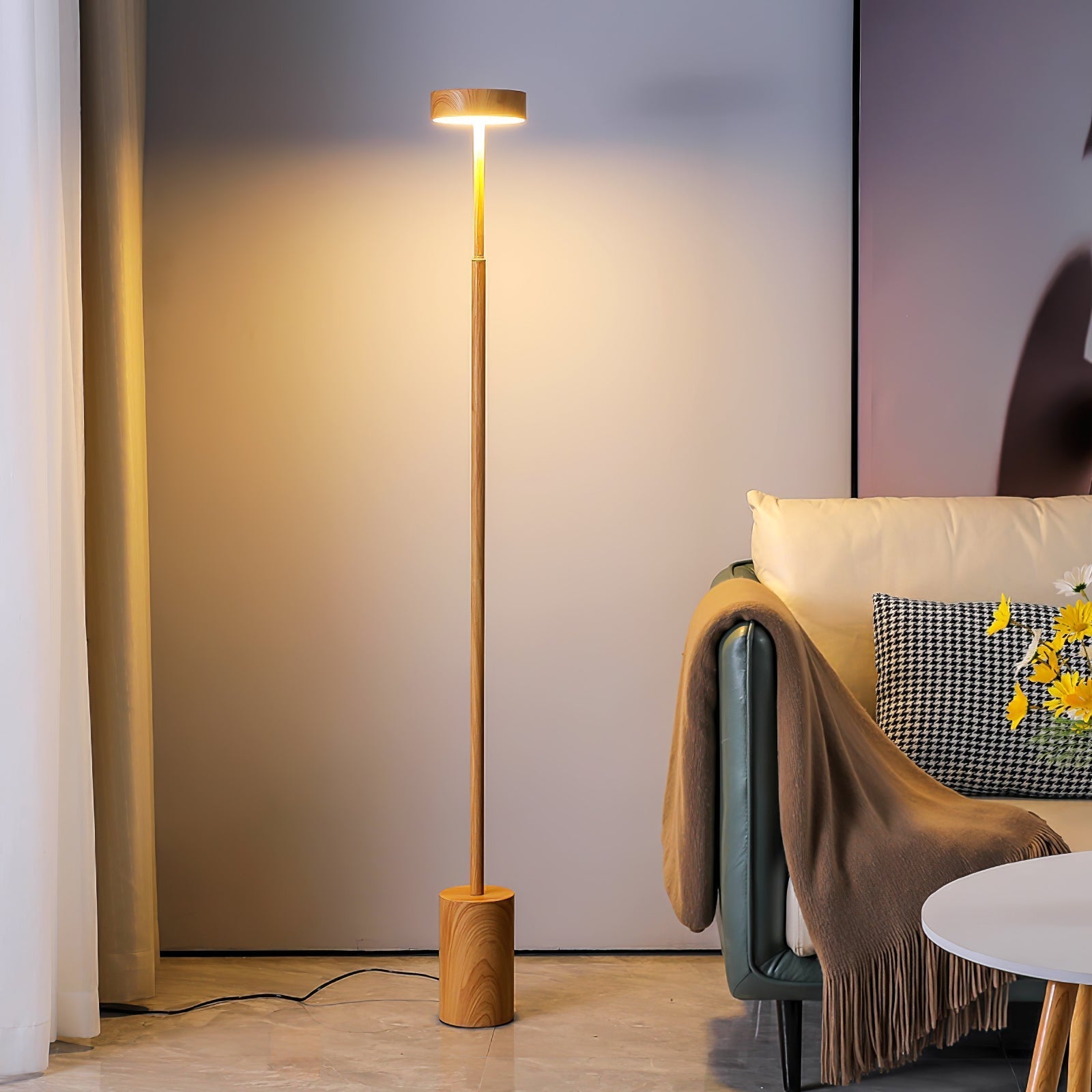 Circa Minimalist Rotatable Floor Lamp