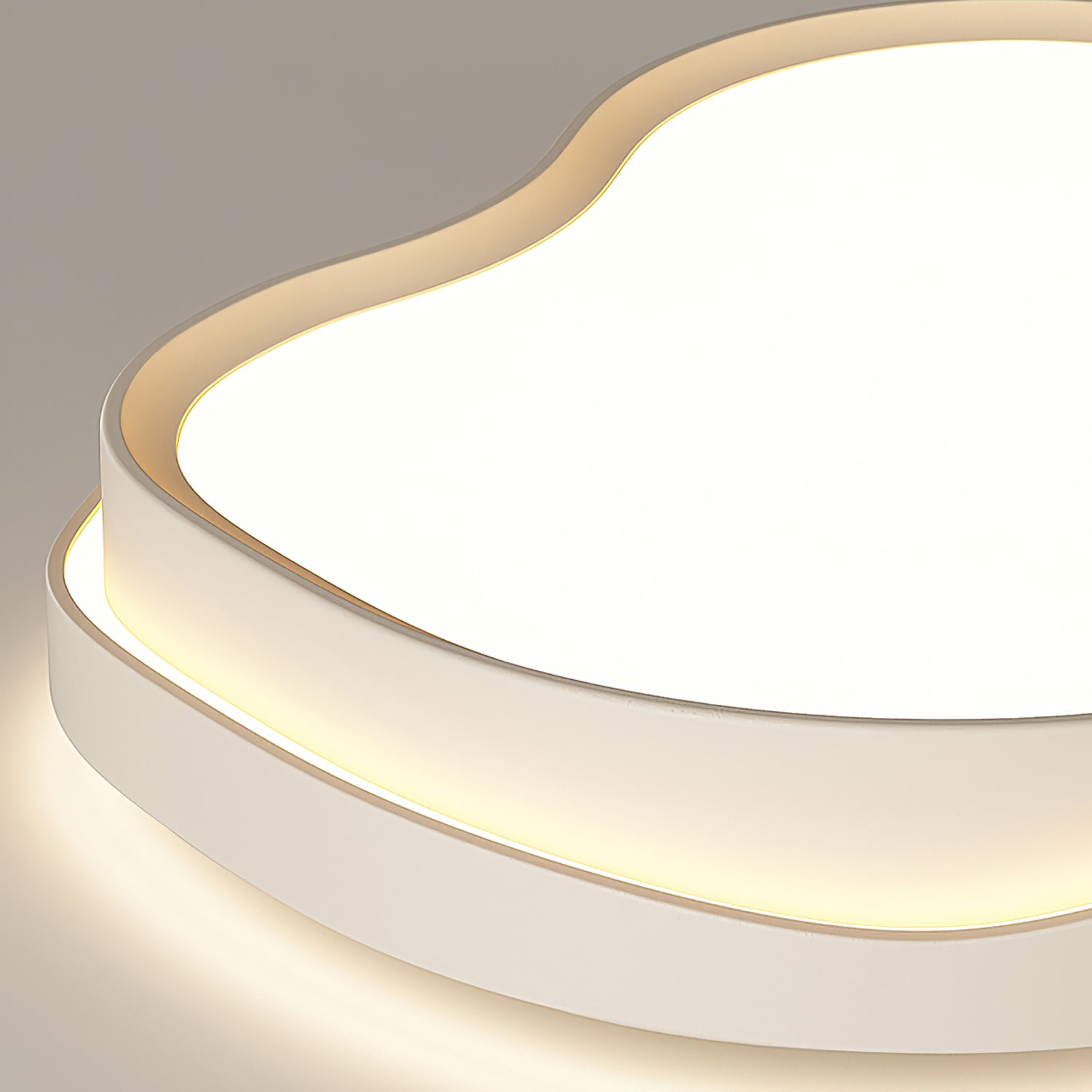 Draven Cloud Ceiling Lamp