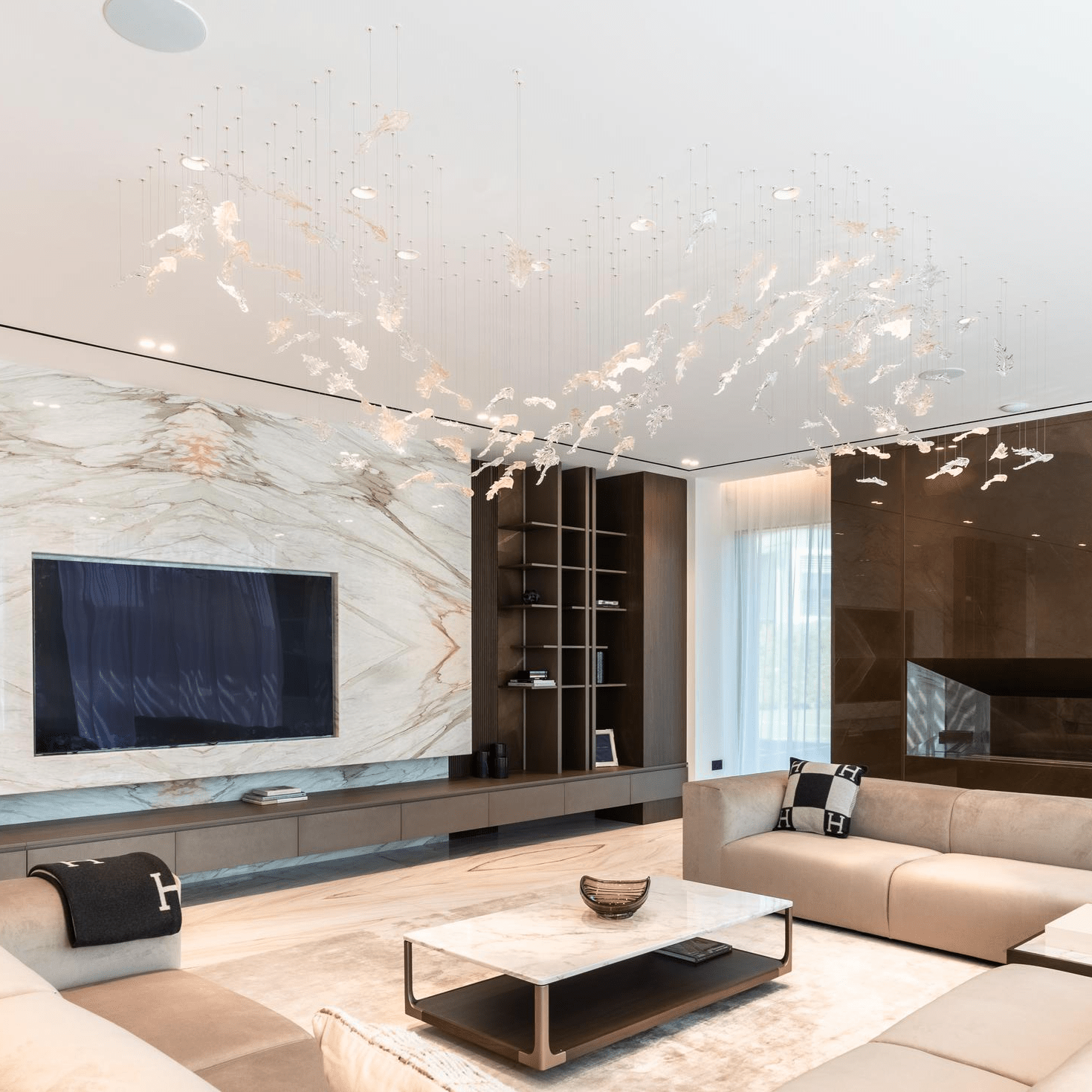 Orinila Glass Pendant Light