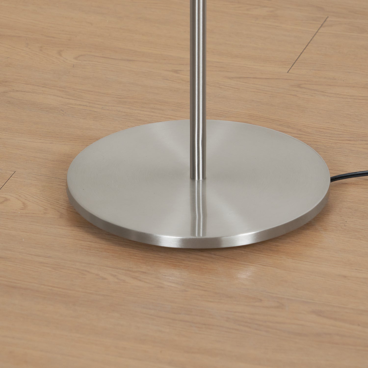 Bexno Minimalist Floor Lamp