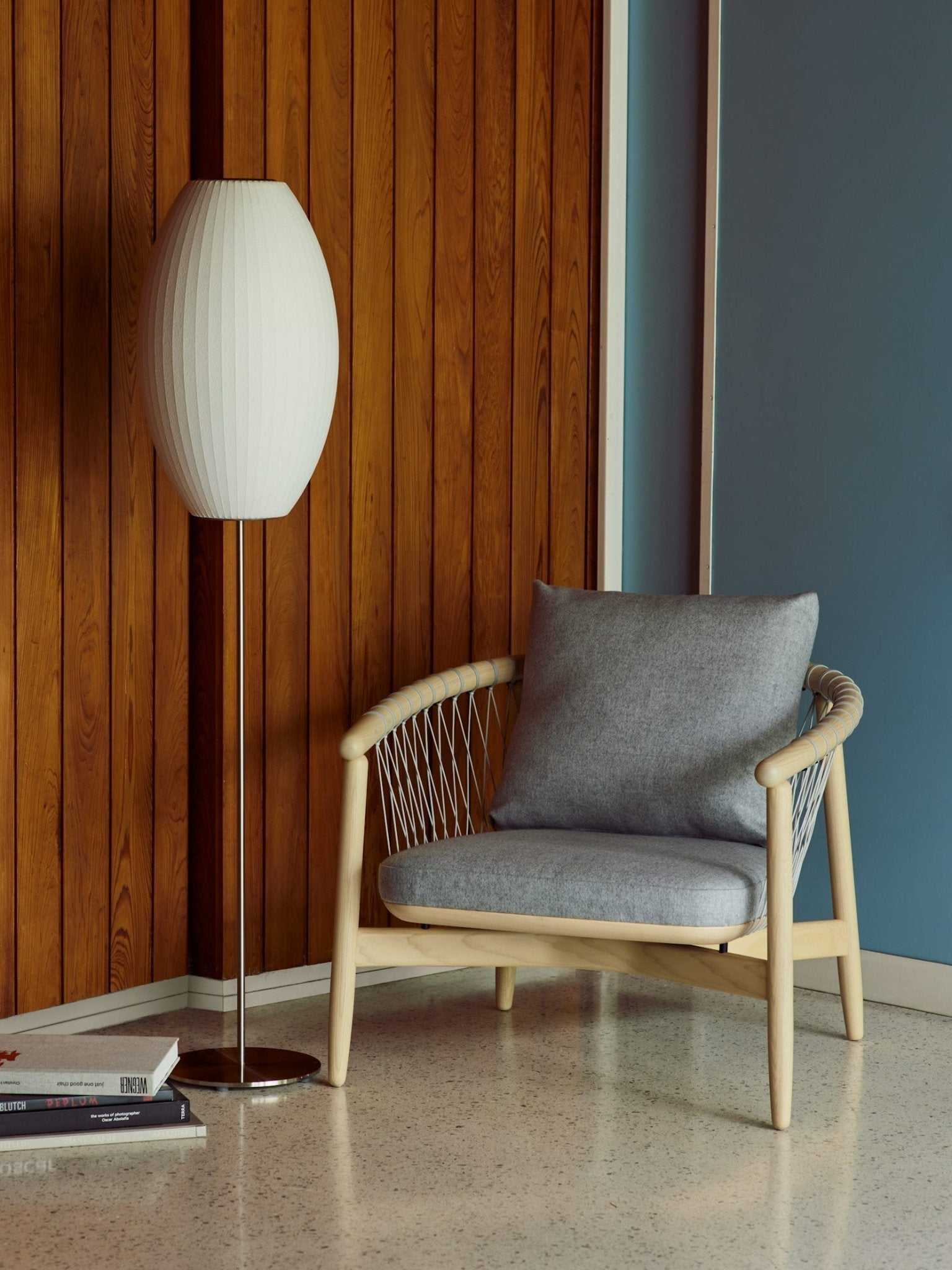 Bexno Minimalist Floor Lamp