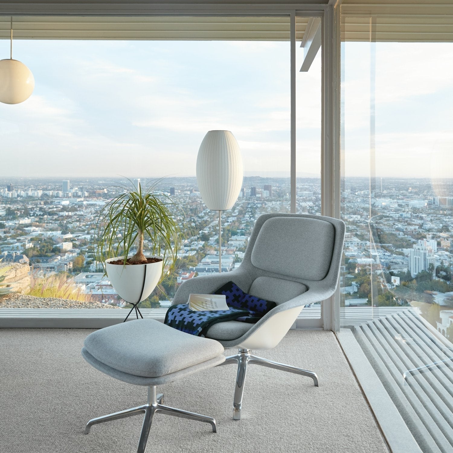 Bexno Minimalist Floor Lamp