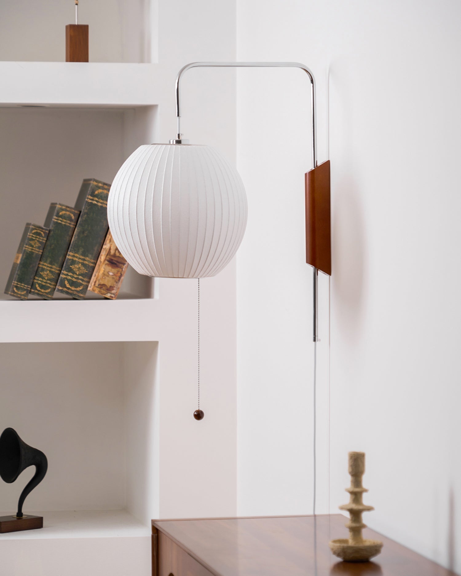 Lustra Wall Sconce Walnut Ball - Neutral Decor