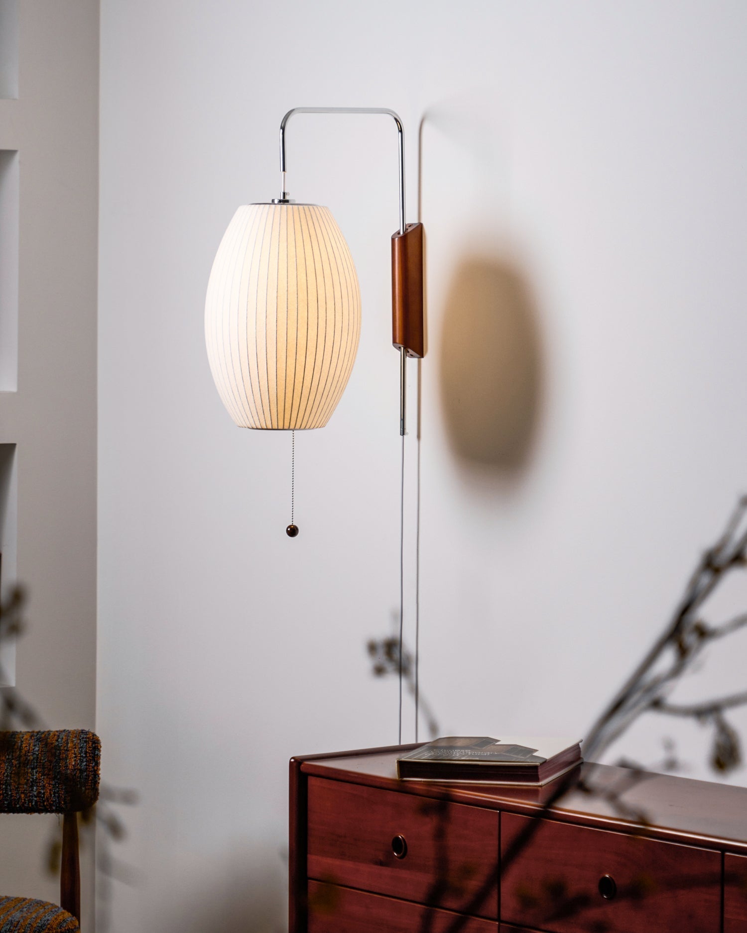 Lustra Wall Sconce Walnut Ball