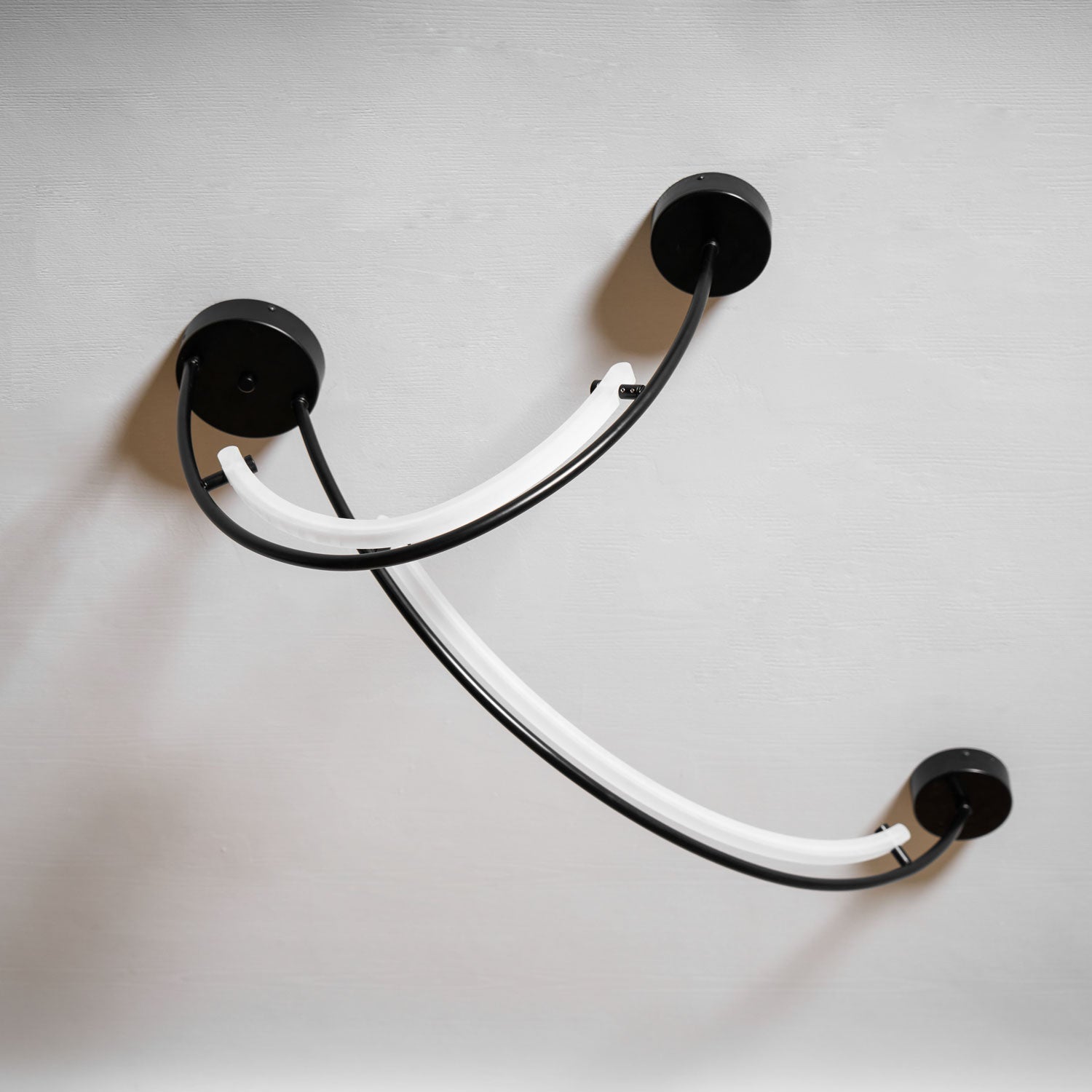 Drift Wire Pendant Lamp