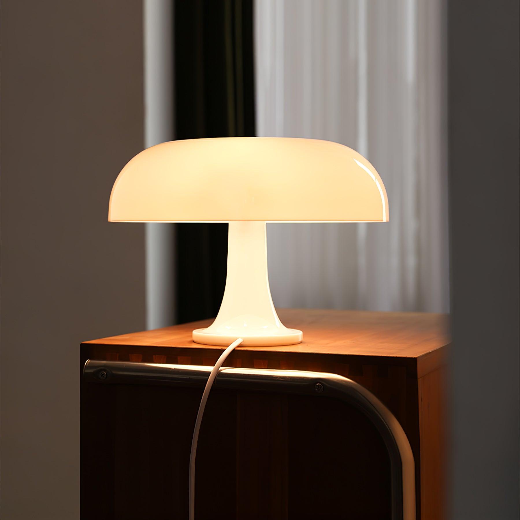 Orelielia Playful Retro Table Lamp