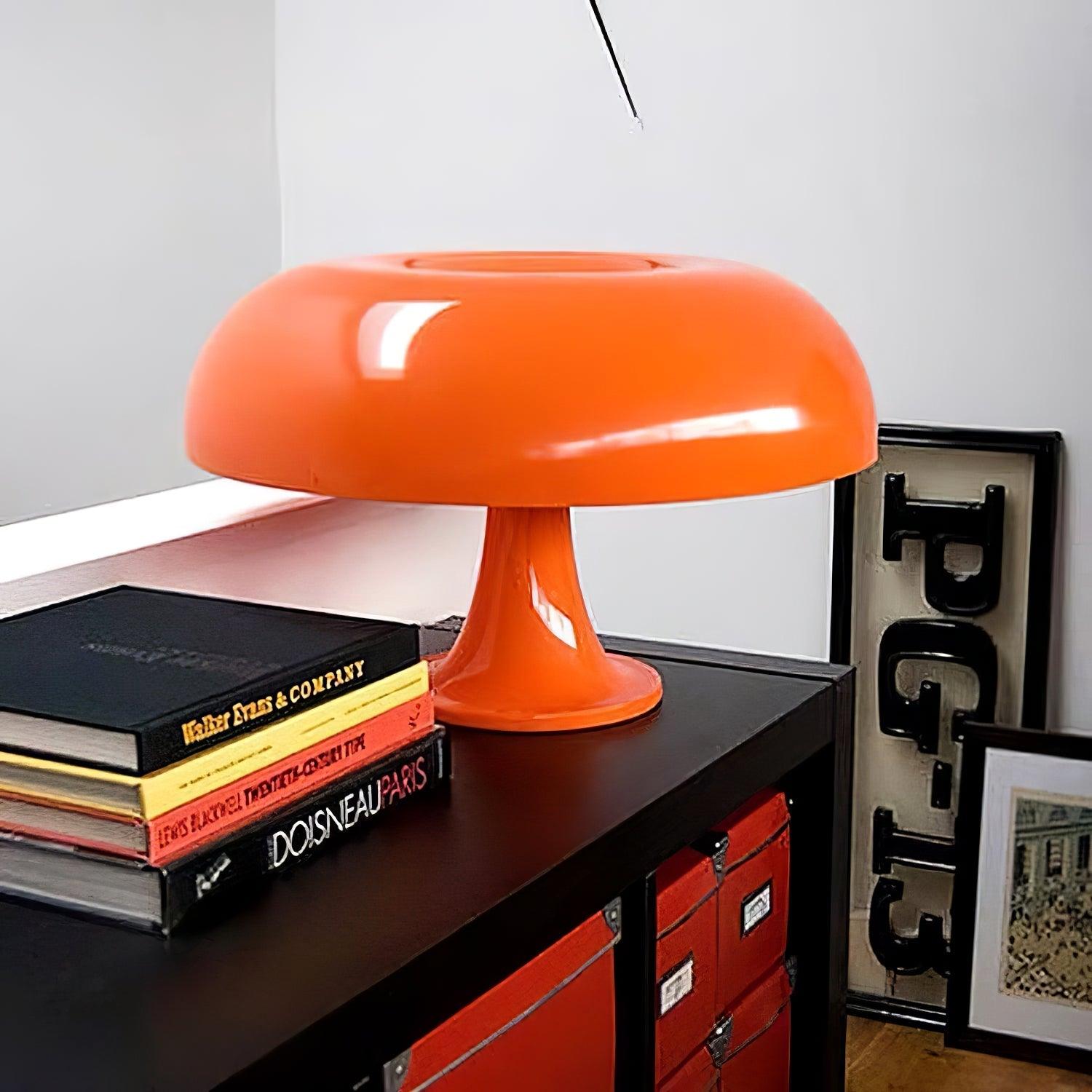 Orelielia Playful Retro Table Lamp