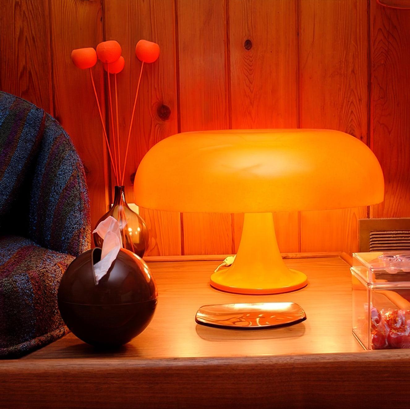 Orelielia Playful Retro Table Lamp