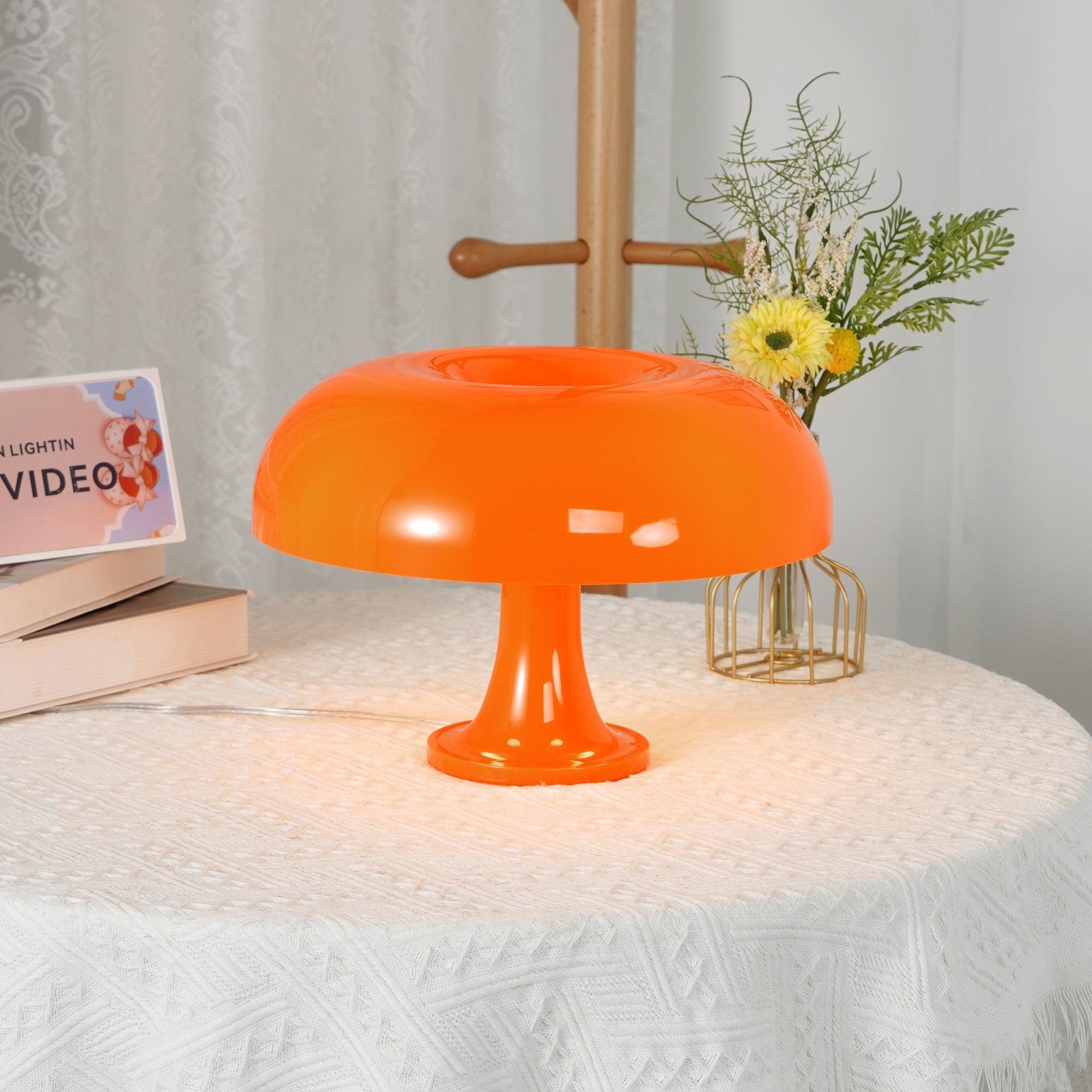 Orelielia Playful Retro Table Lamp