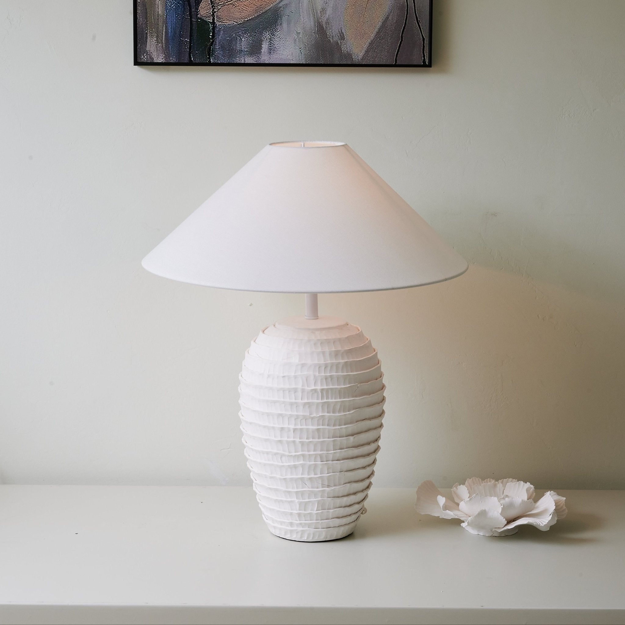 Albert Minimalist Table Lamp