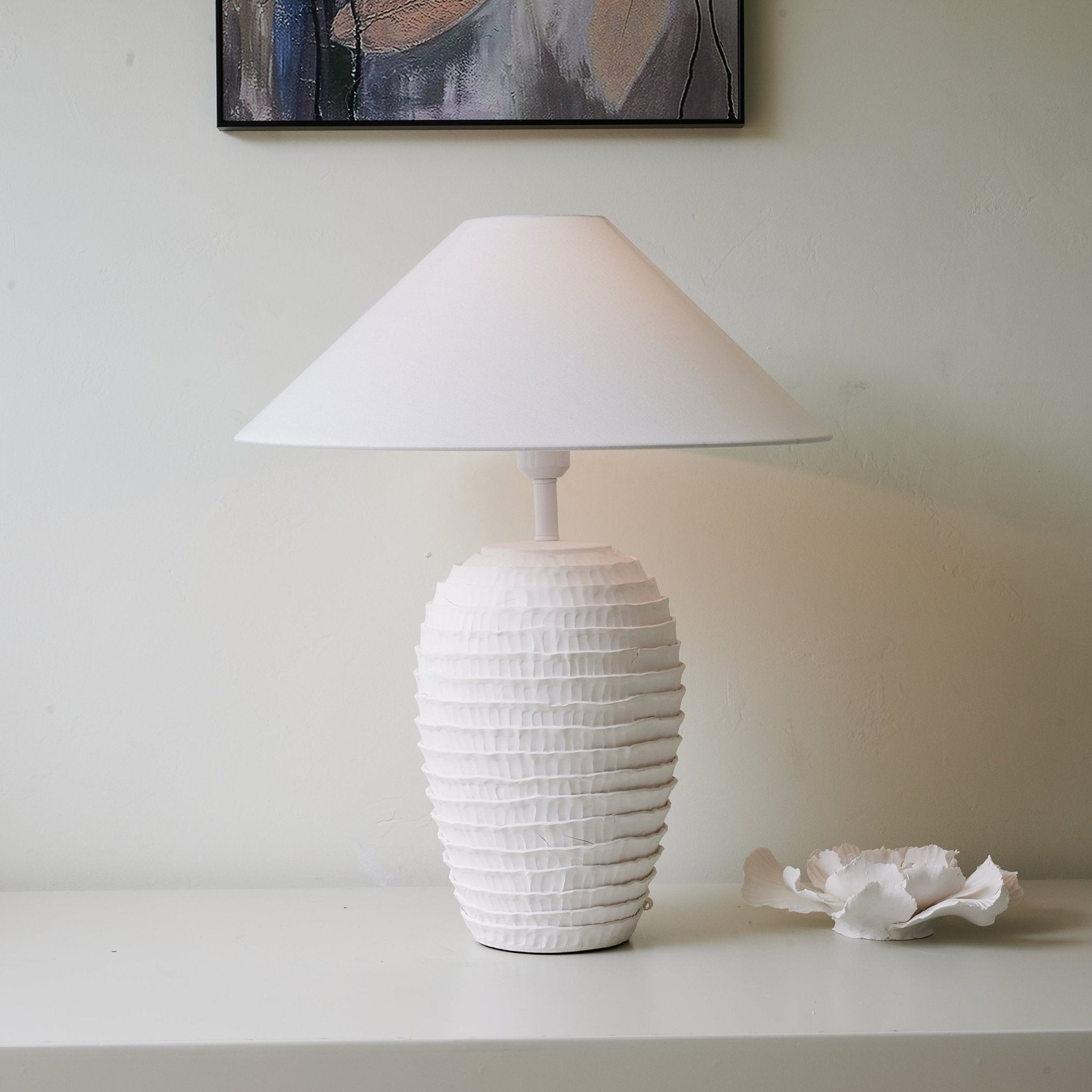 Albert Minimalist Table Lamp