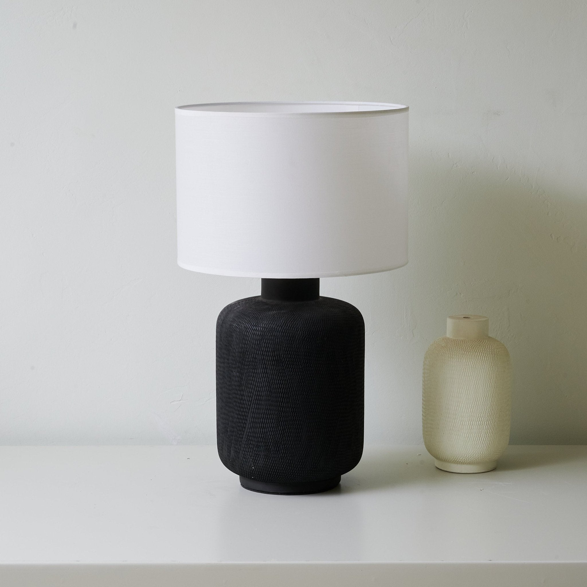 Burce Ceramics Modern Table Lamp