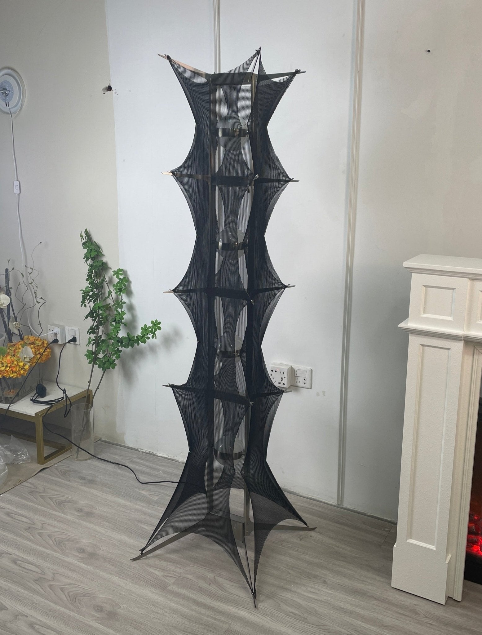 Miroia Modern Floor Lamp