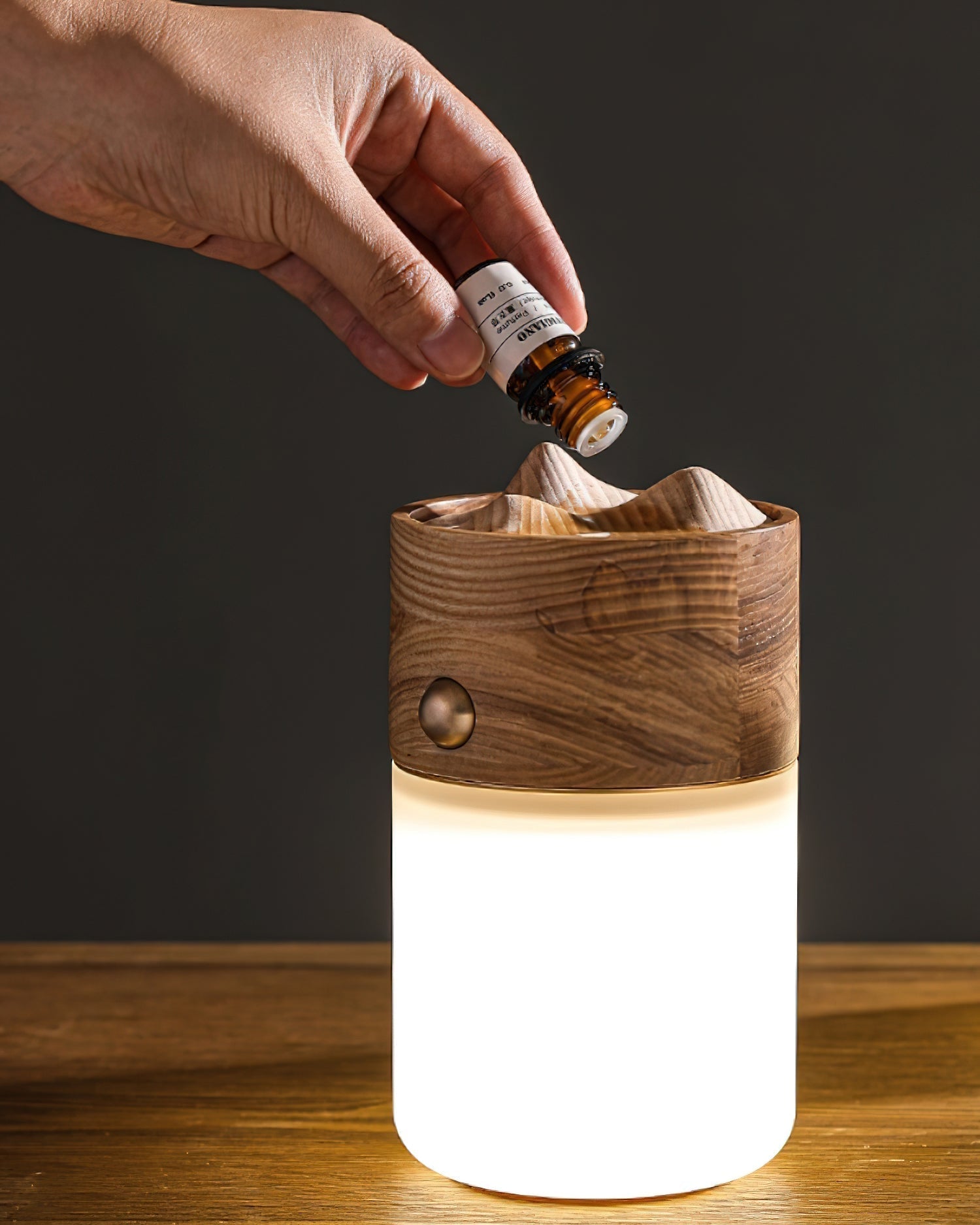 Orelorina Nomad Lantern Table Lamp