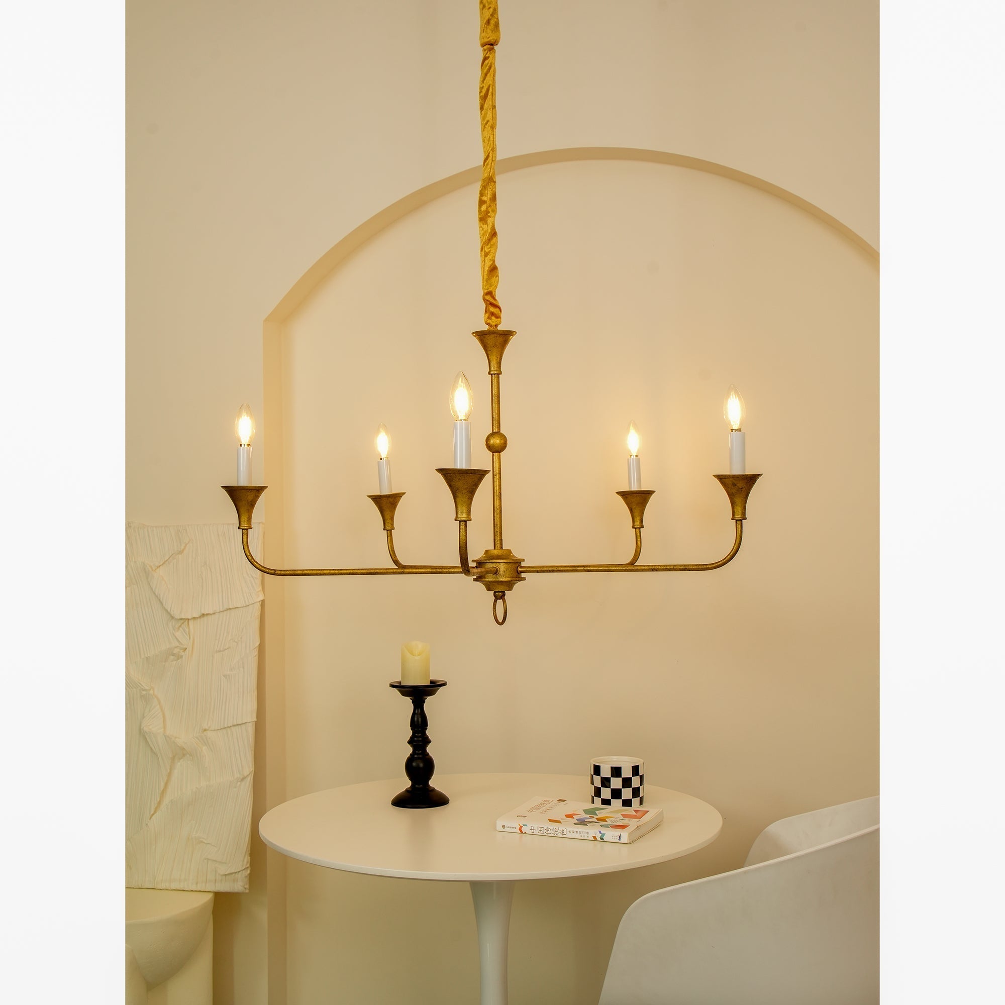 Lustra Candle Chandelier Elegant - Neutral Decor
