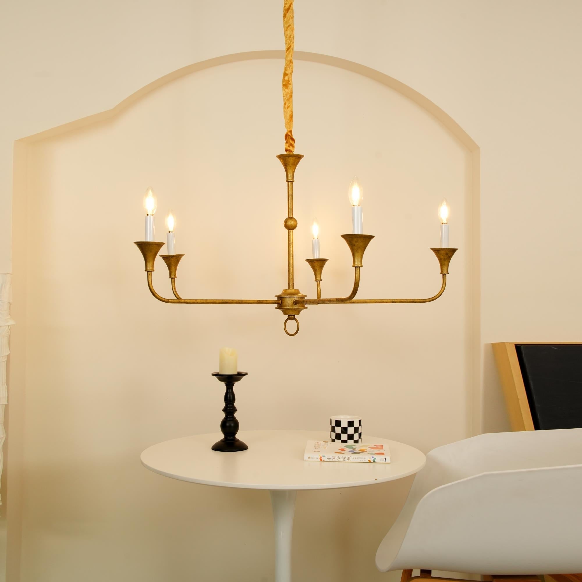 Lustra Candle Chandelier Elegant - Neutral Decor