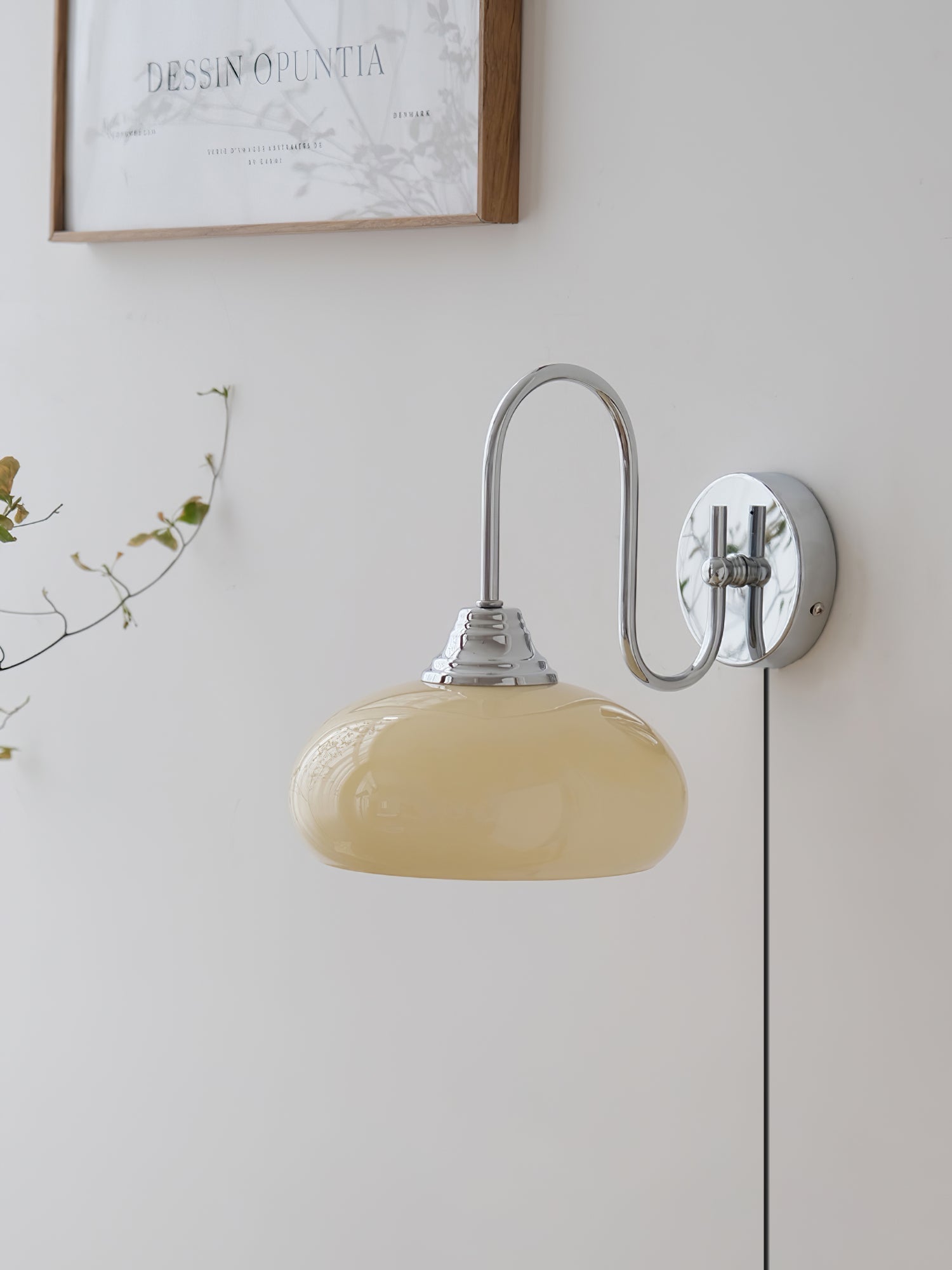 Ulsilia Wall Lamp