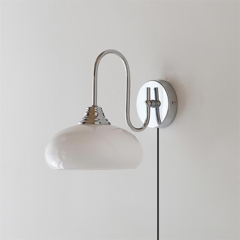 Ulsilia Wall Lamp