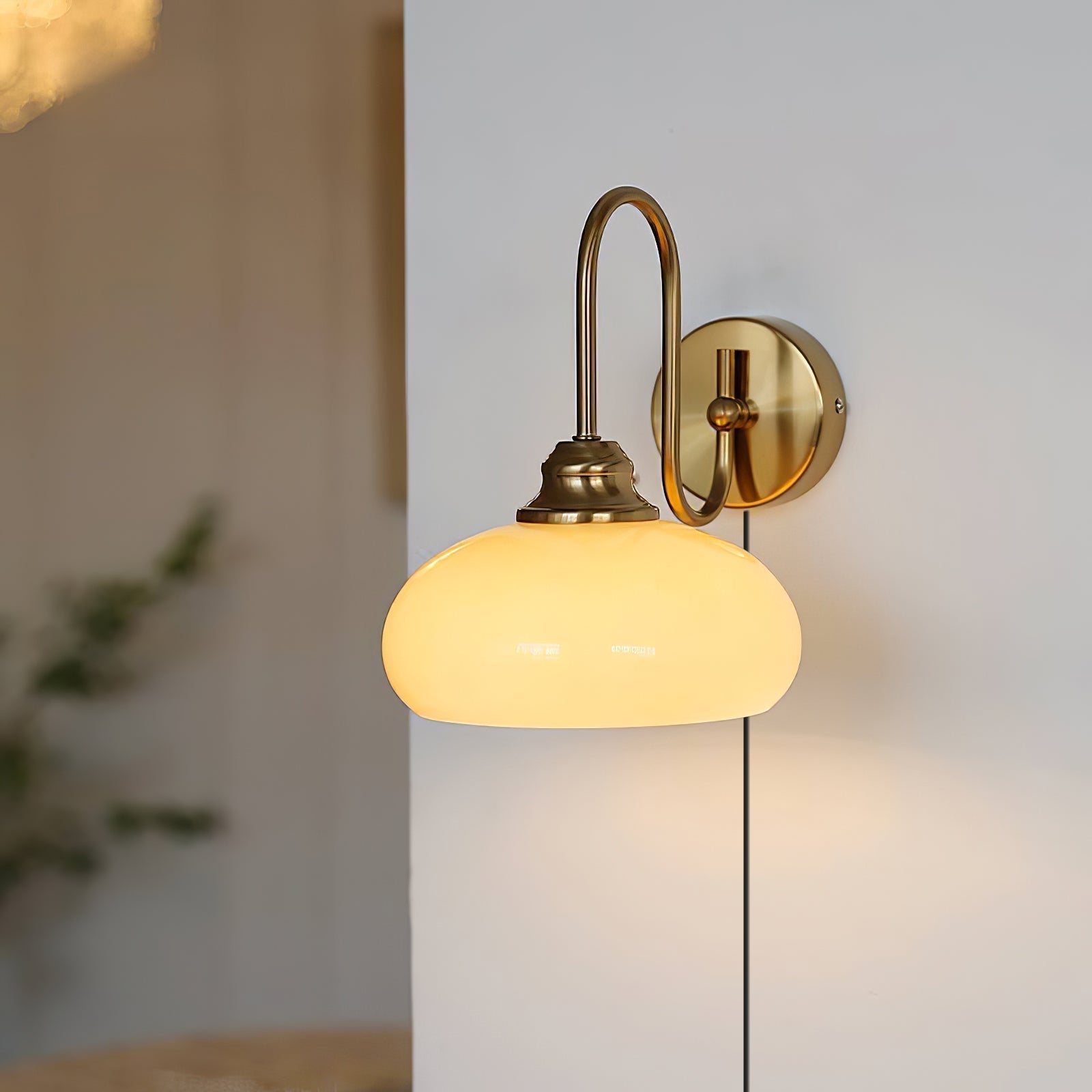 Ulsilia Wall Lamp