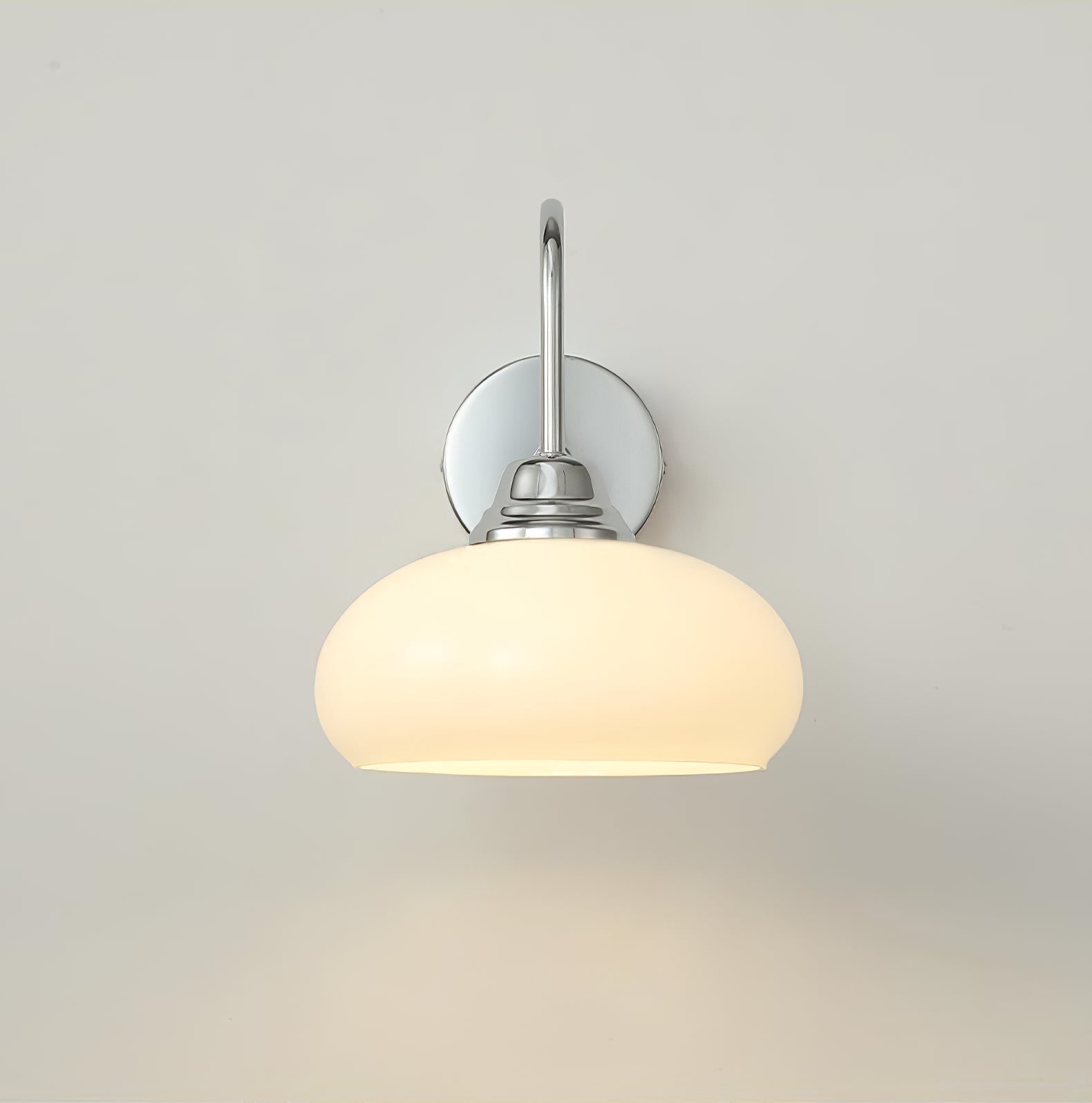 Ophaan Wall Light