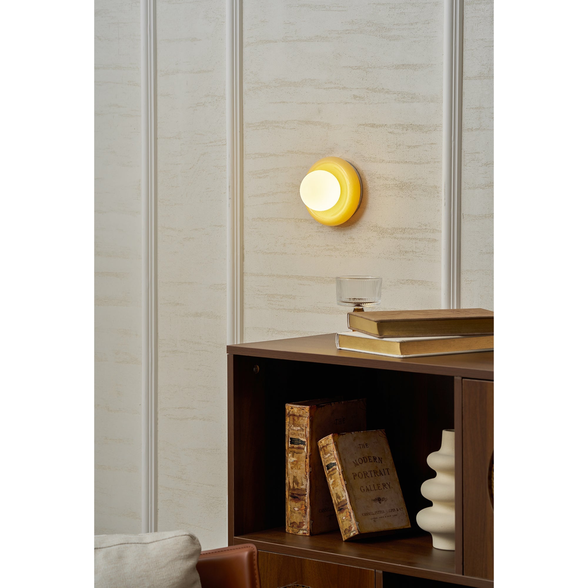 Willowley Onyx Indoor Wall Light