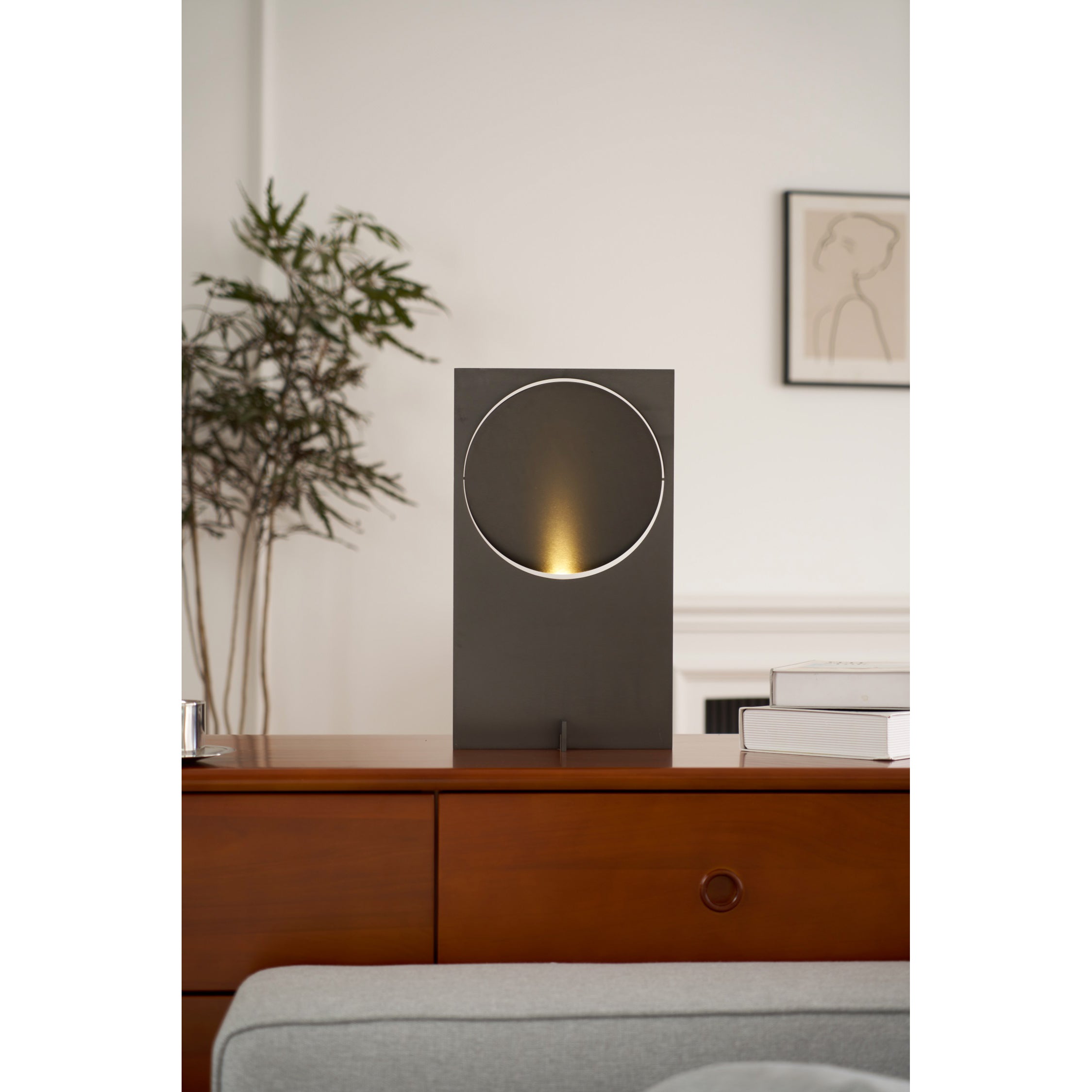 Dekle Table Lamp