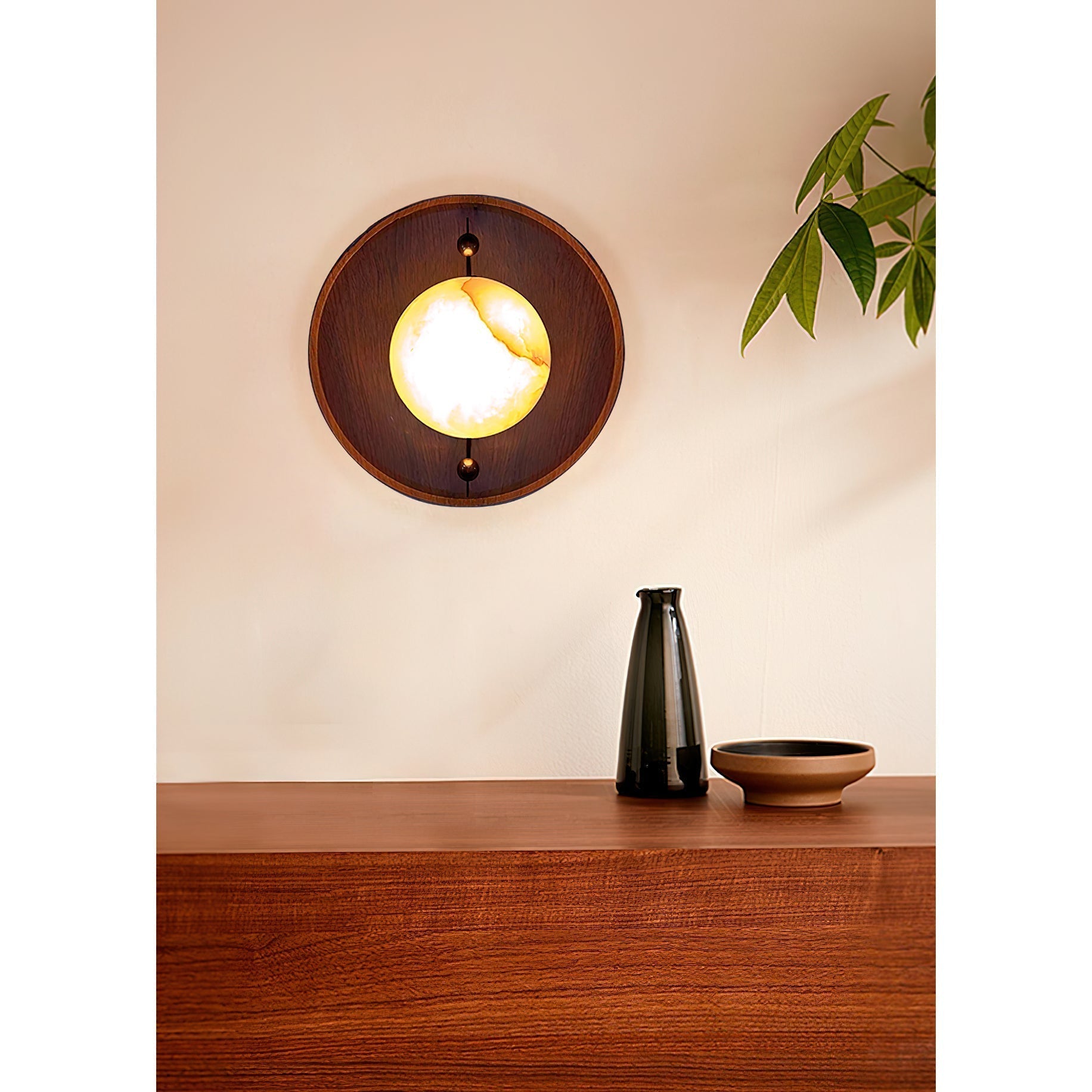 Evtala Wall Lamp