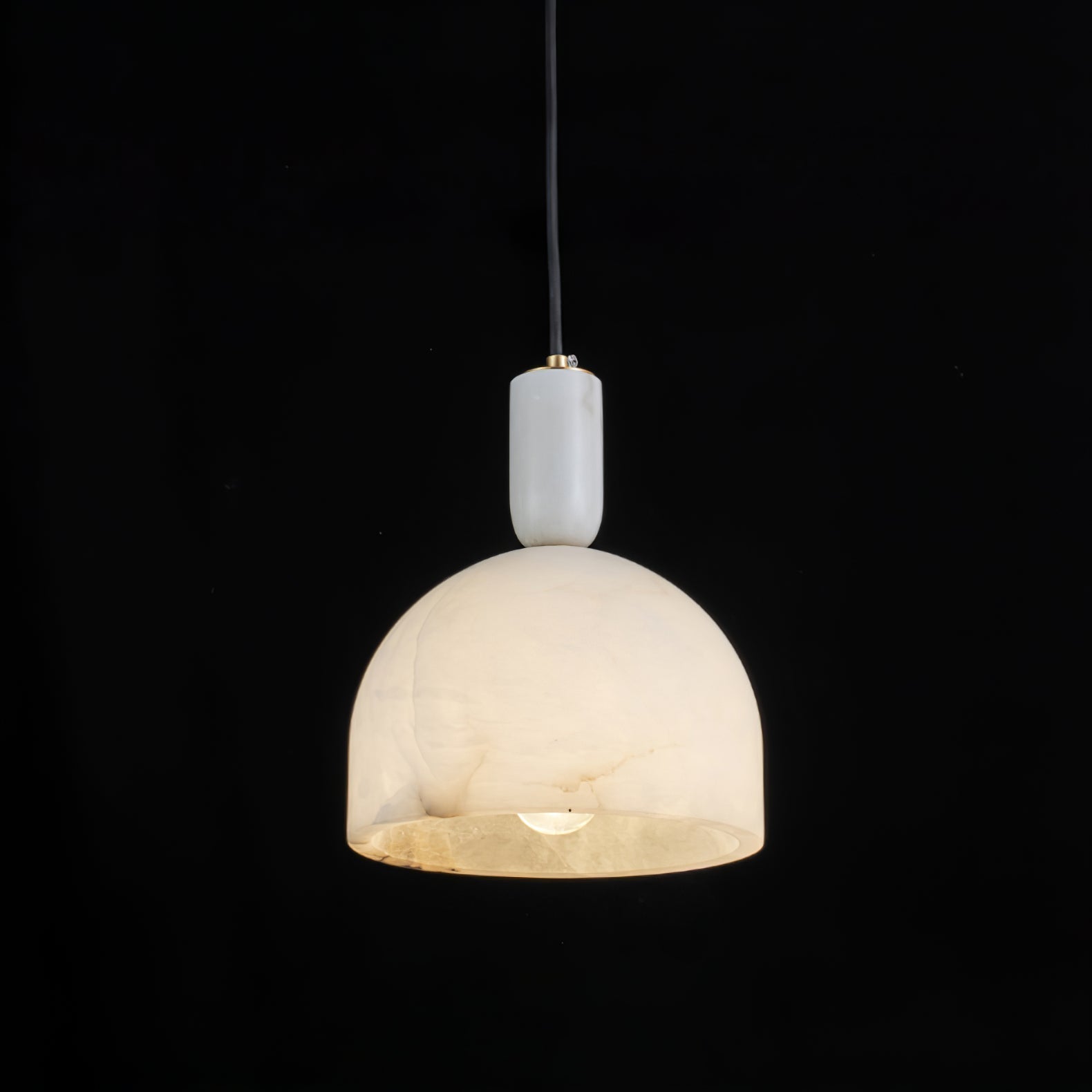Ulcaris Alabaster Pendnat Light